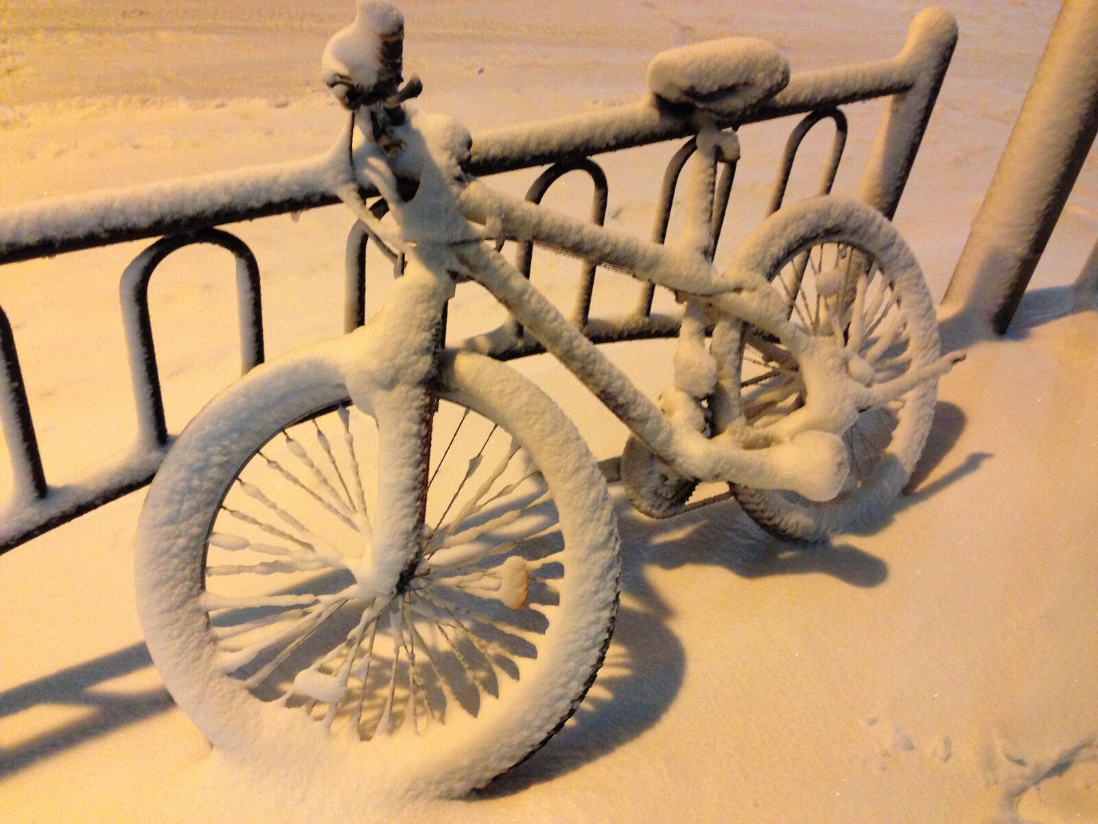 Apple iPhone 5 sample photo. Winter, snow, bike photography
