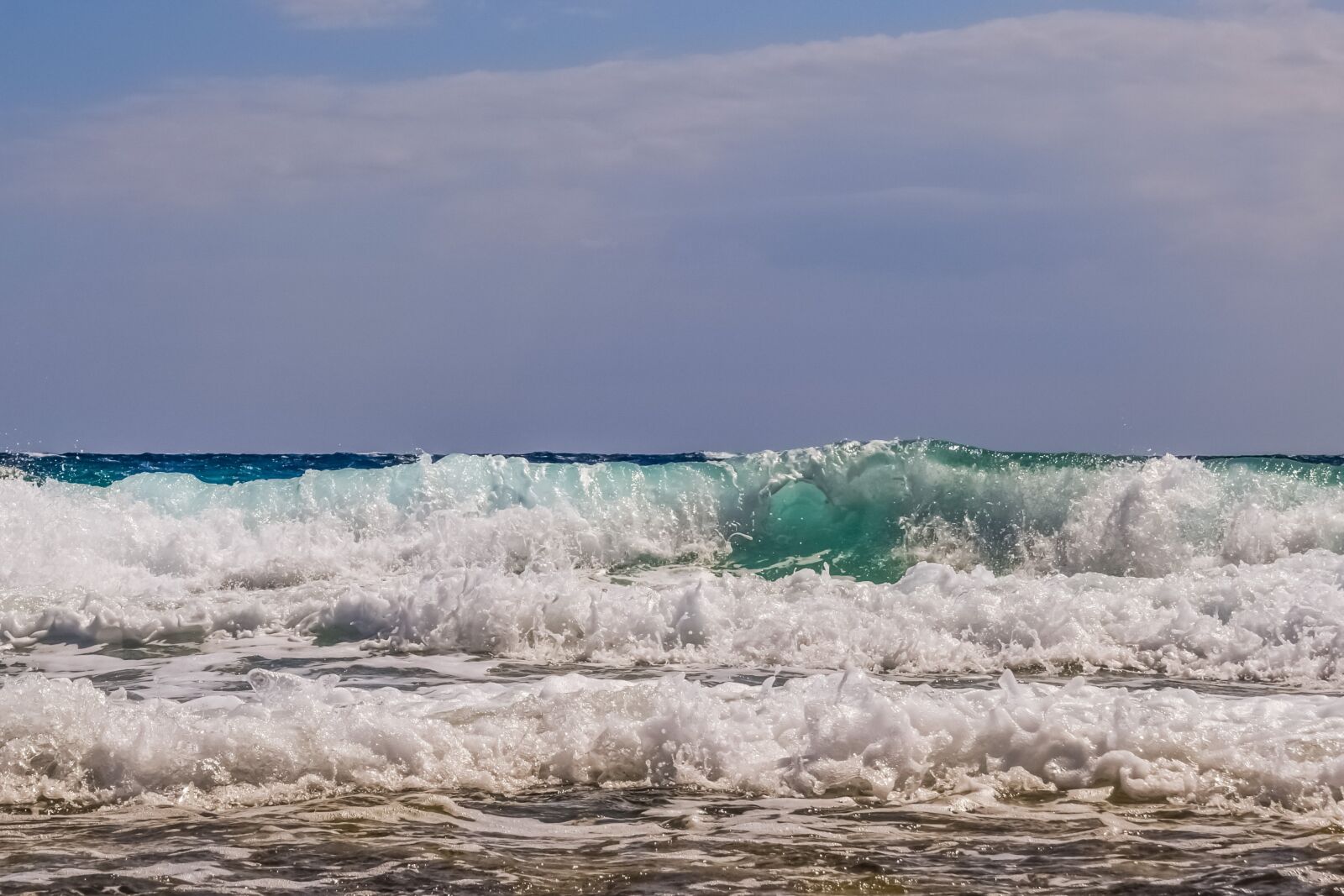 Nikon D3300 sample photo. Waves, foam, spray photography