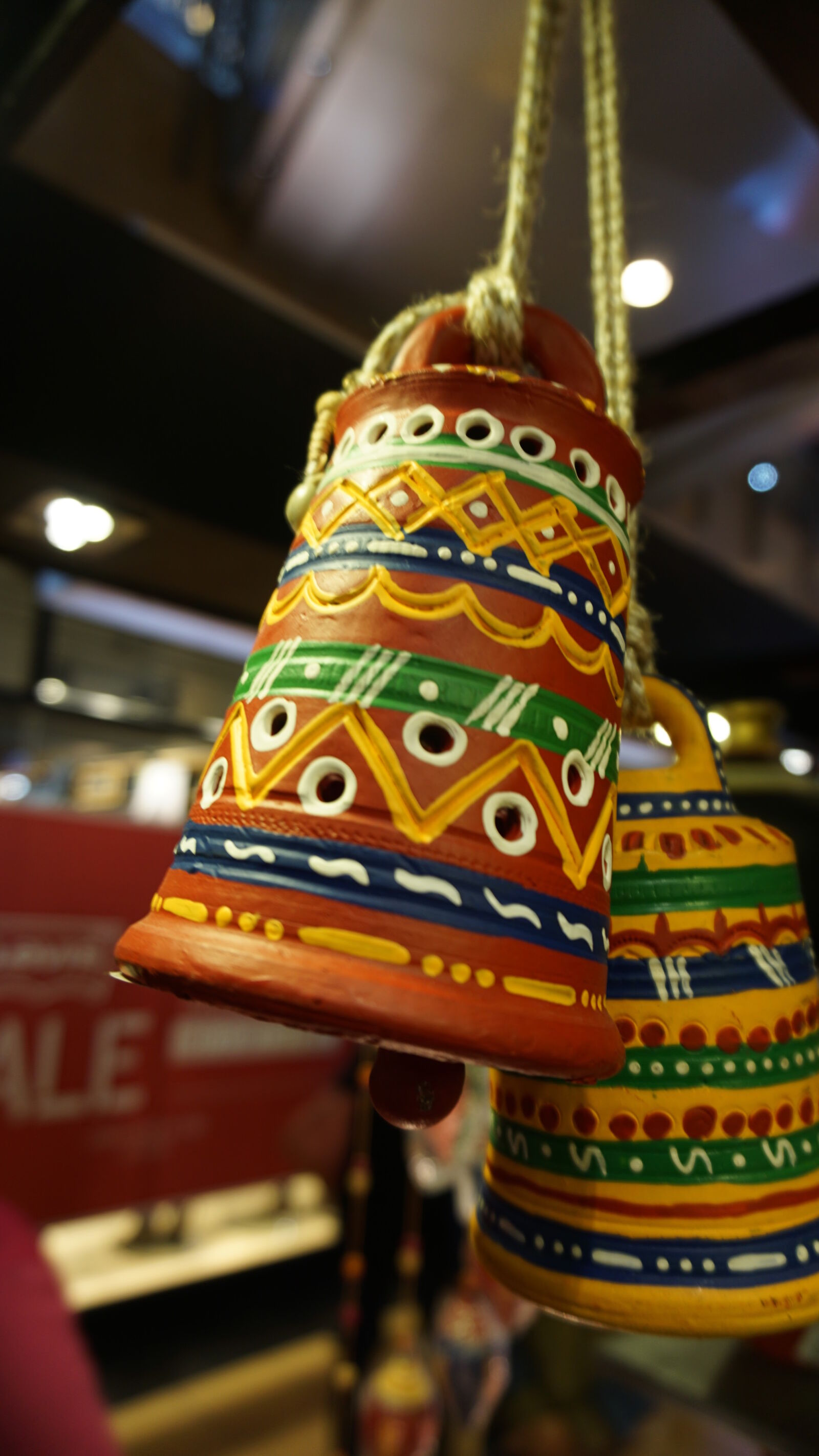 Sony E 16-50mm F3.5-5.6 PZ OSS sample photo. Bell, bells, christmas, decoration photography