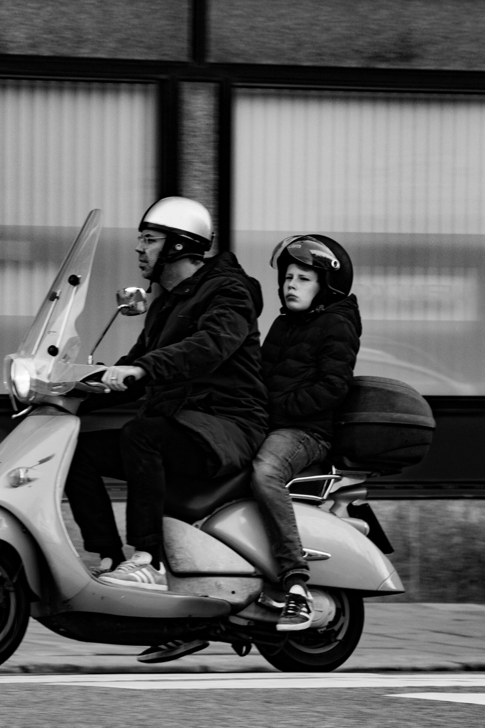 Canon EOS 650D (EOS Rebel T4i / EOS Kiss X6i) sample photo. Question, boy, thinking photography