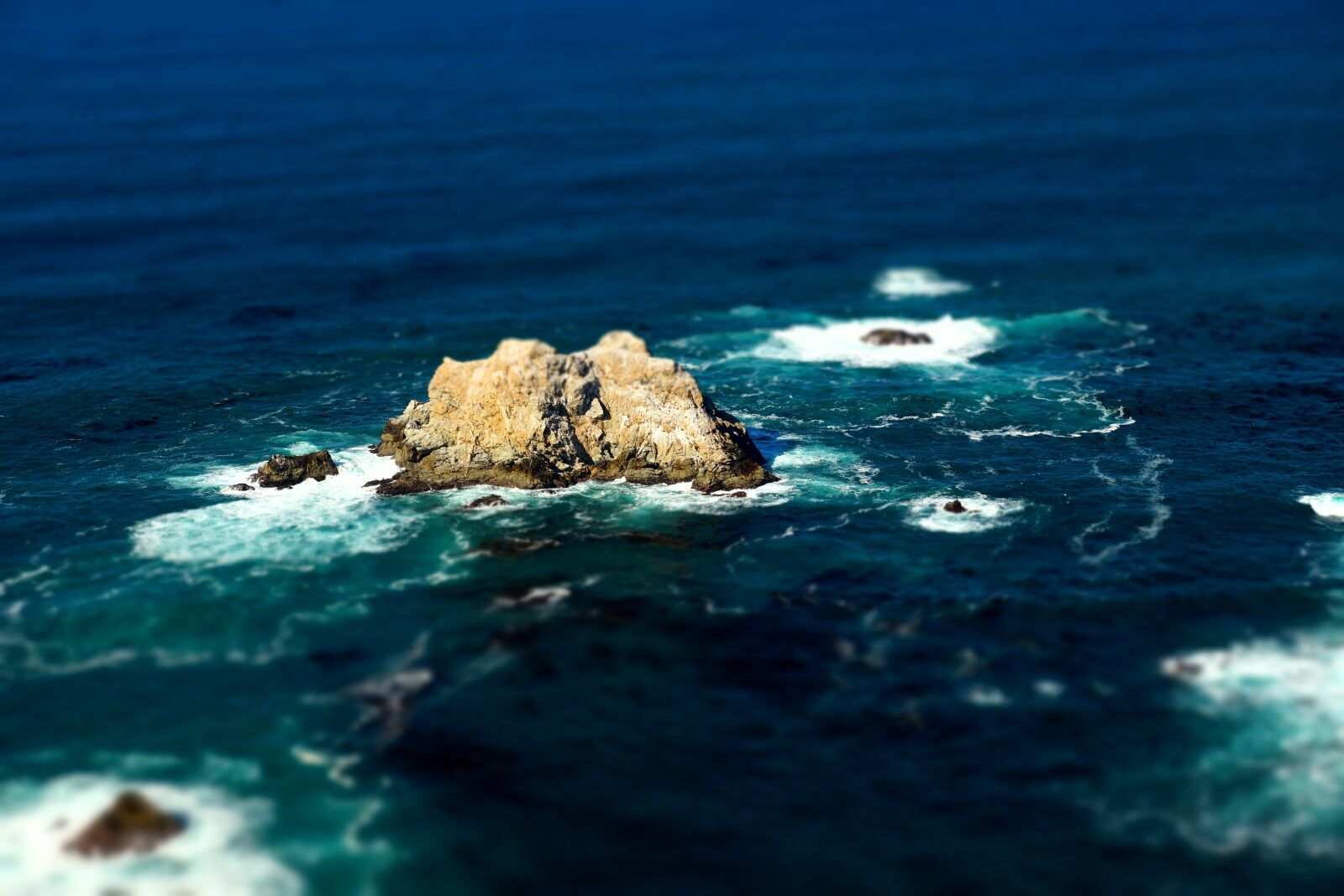 Sony SLT-A65 (SLT-A65V) + Sony DT 16-50mm F2.8 SSM sample photo. Lonely rock, sea, target photography