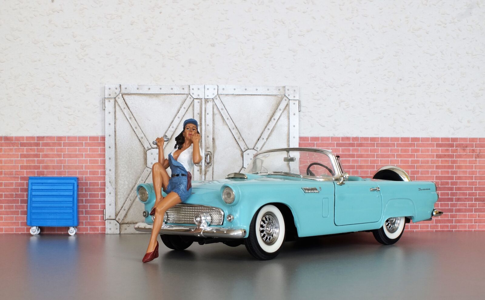 Sony DT 18-70mm F3.5-5.6 sample photo. Model car, ford, ford photography