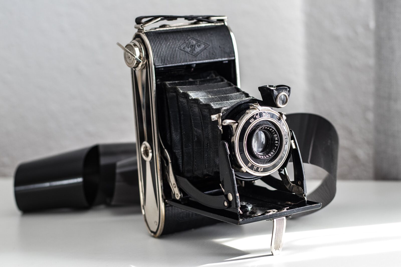 Canon EOS 80D sample photo. Camera, analog, old photography