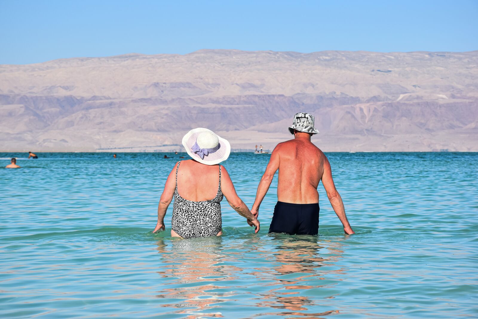 Nikon D5600 sample photo. Couple, vacation, love story photography