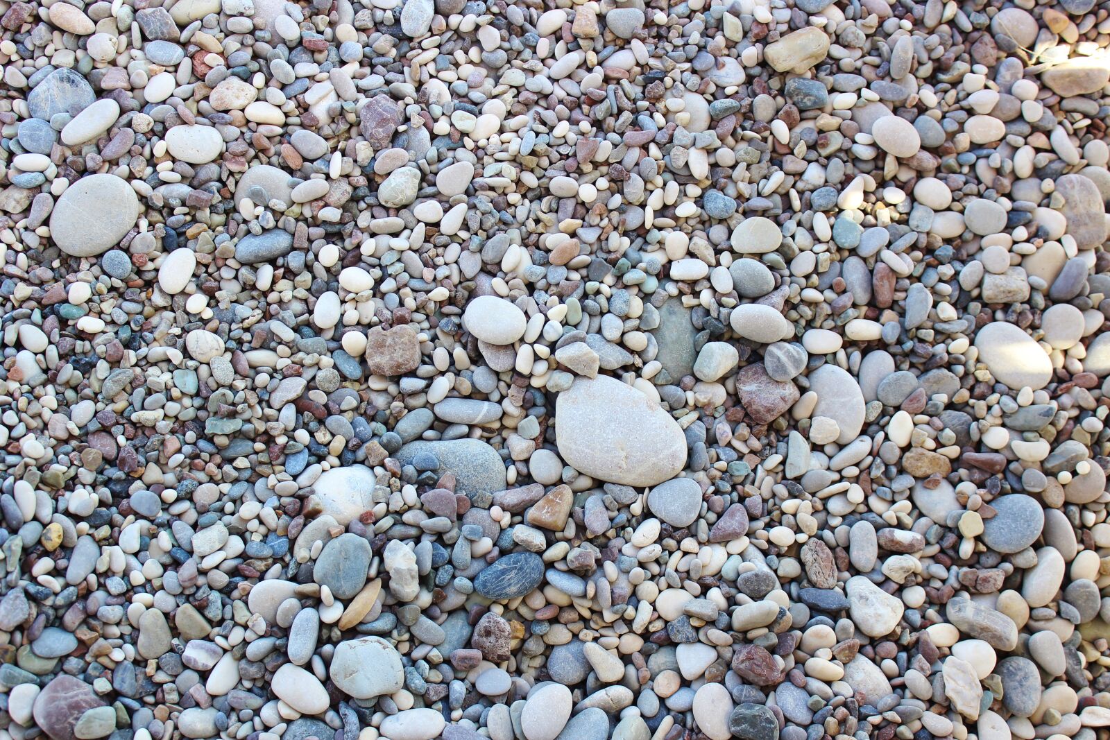 Canon EOS 600D (Rebel EOS T3i / EOS Kiss X5) sample photo. Texture, pierre, sea photography