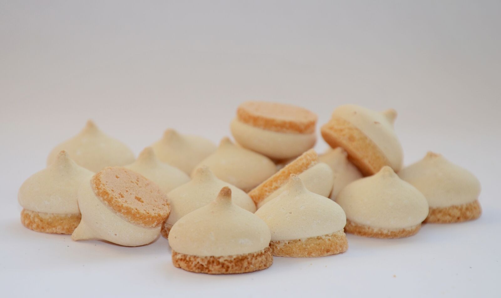 Nikon D7000 sample photo. Cookies, meringue, baking photography