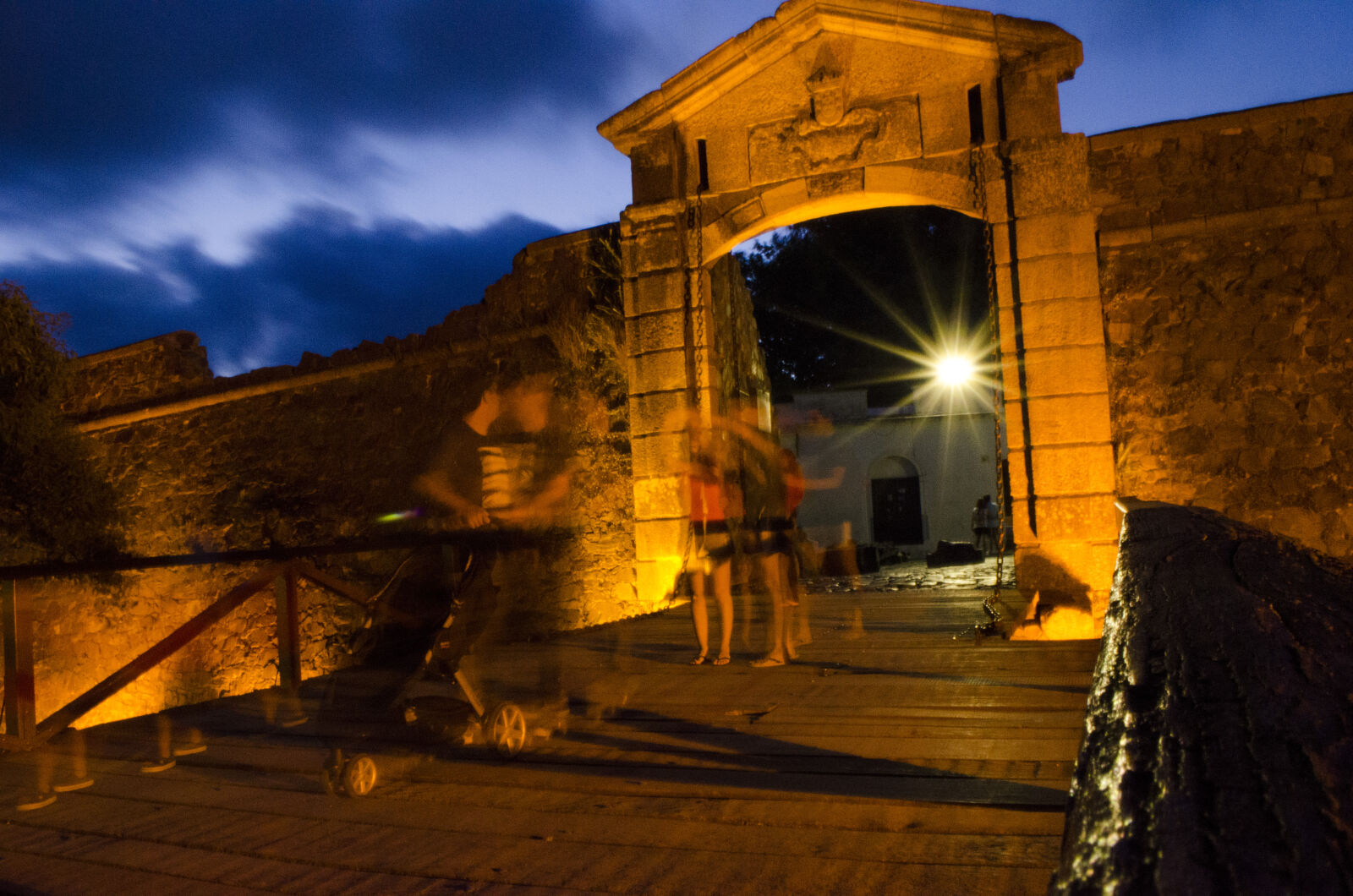 Nikon D5100 sample photo. Colonia, colonial, lights, museum photography