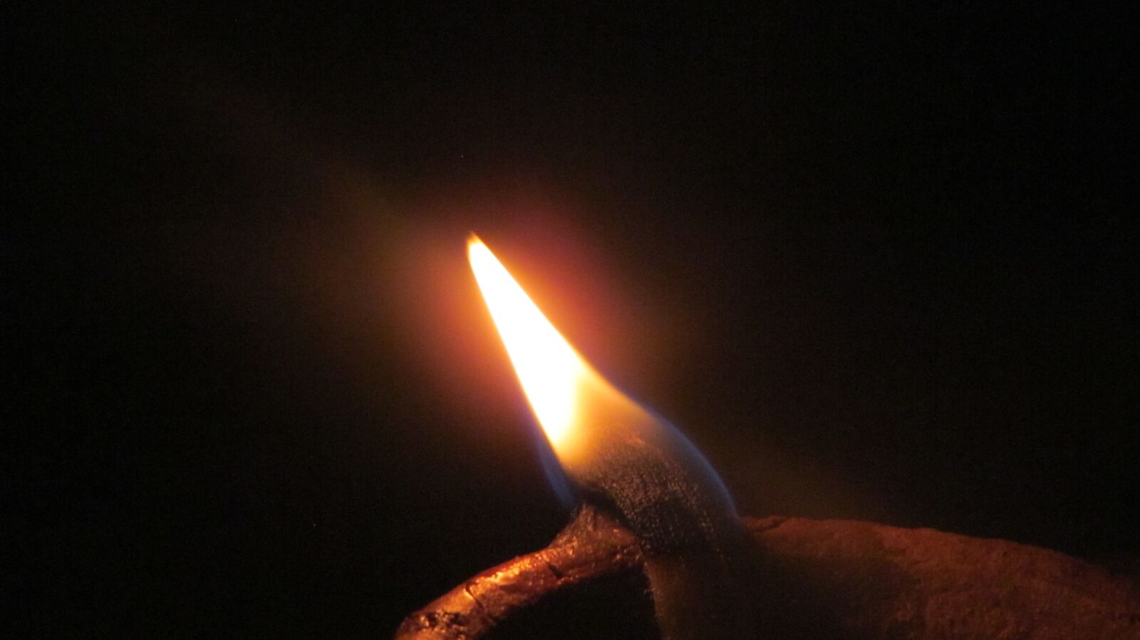 Canon PowerShot SX30 IS sample photo. Oil lamp, wesak, vesak photography