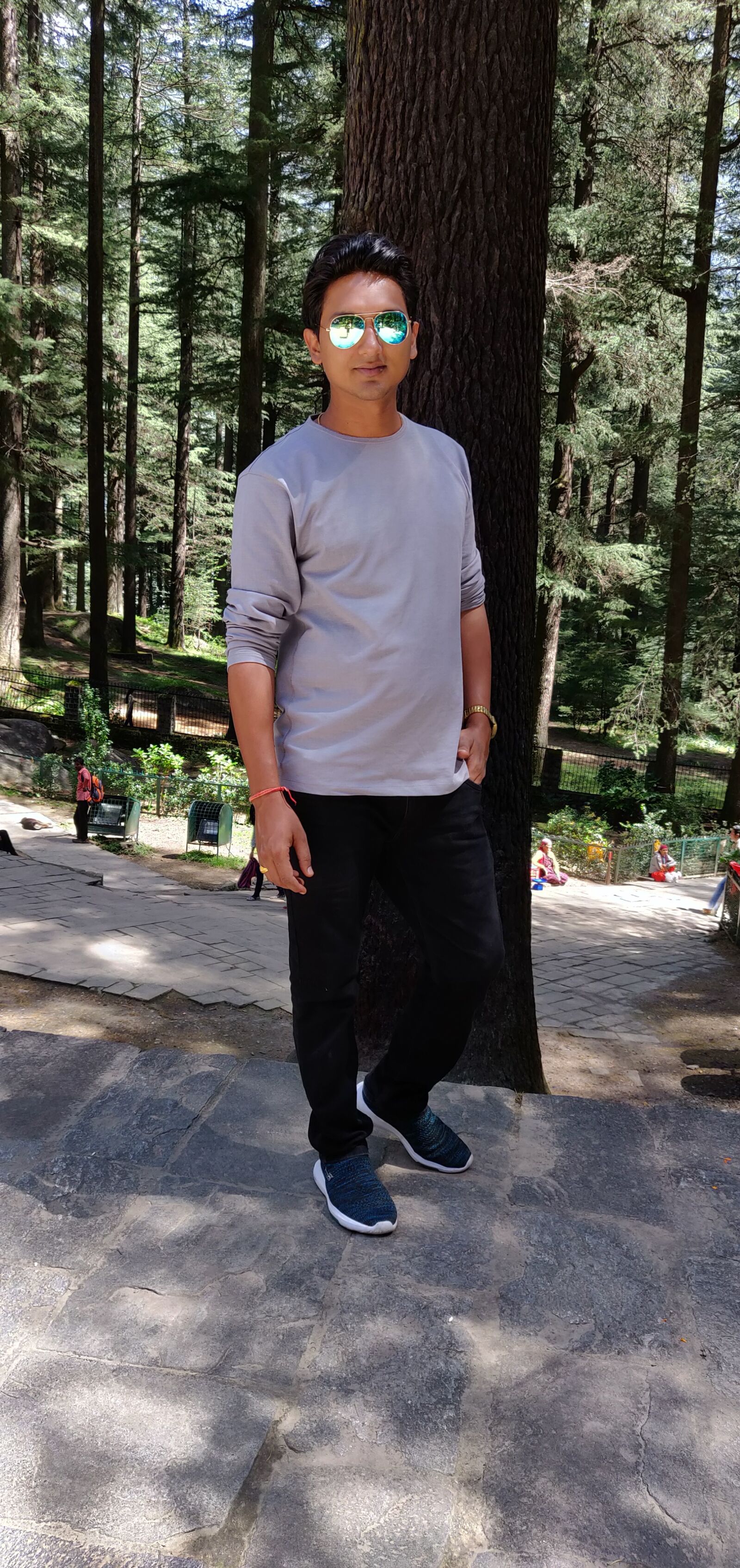 OnePlus A6000 sample photo. Man, boy, manali photography