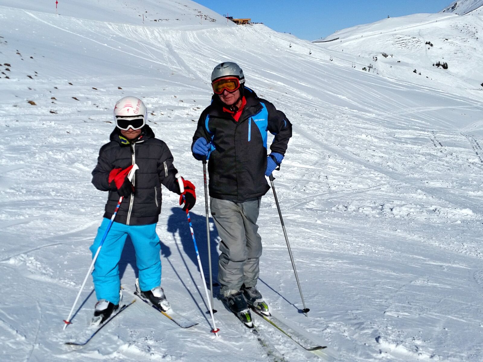Samsung Galaxy S5 sample photo. Ski, skiers, grandpa photography
