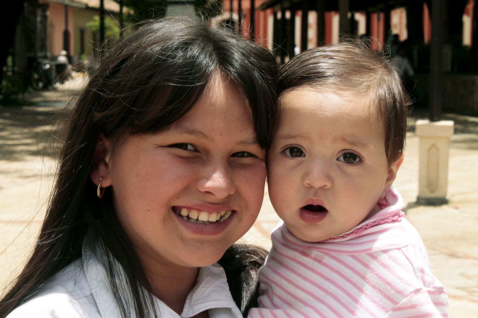 Canon EOS 1100D (EOS Rebel T3 / EOS Kiss X50) sample photo. Girls, hope, honduras photography