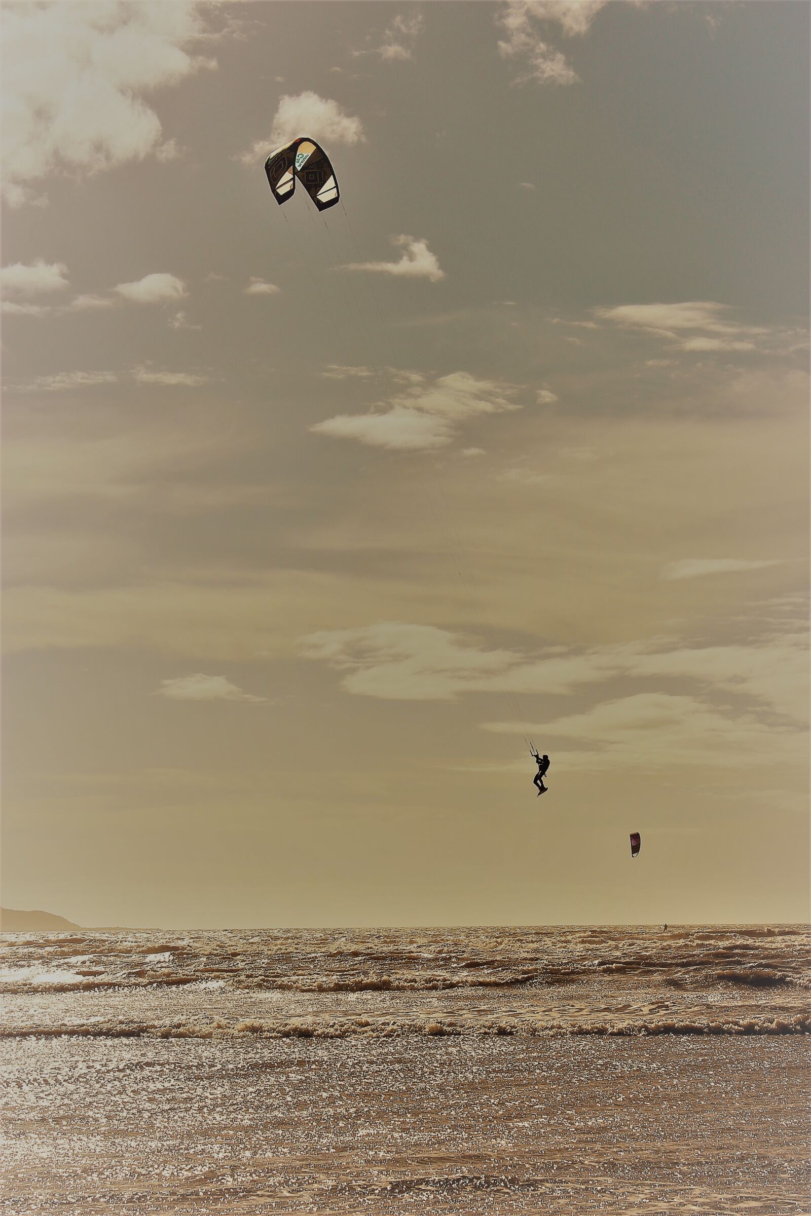Canon EOS 600D (Rebel EOS T3i / EOS Kiss X5) sample photo. Boost, kiteboarding, flying photography