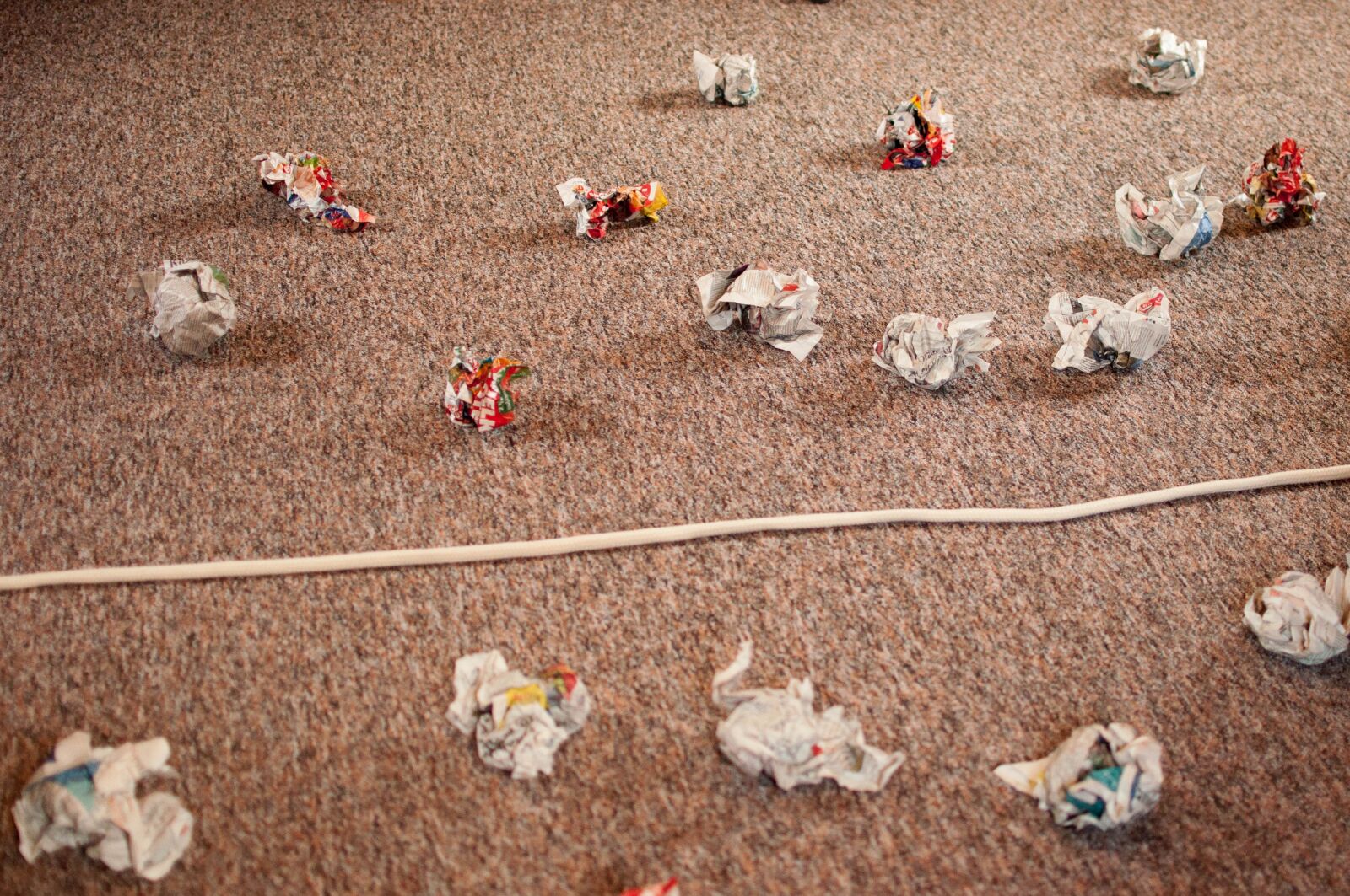 Nikon D5000 sample photo. Garbage, paper, by participating photography