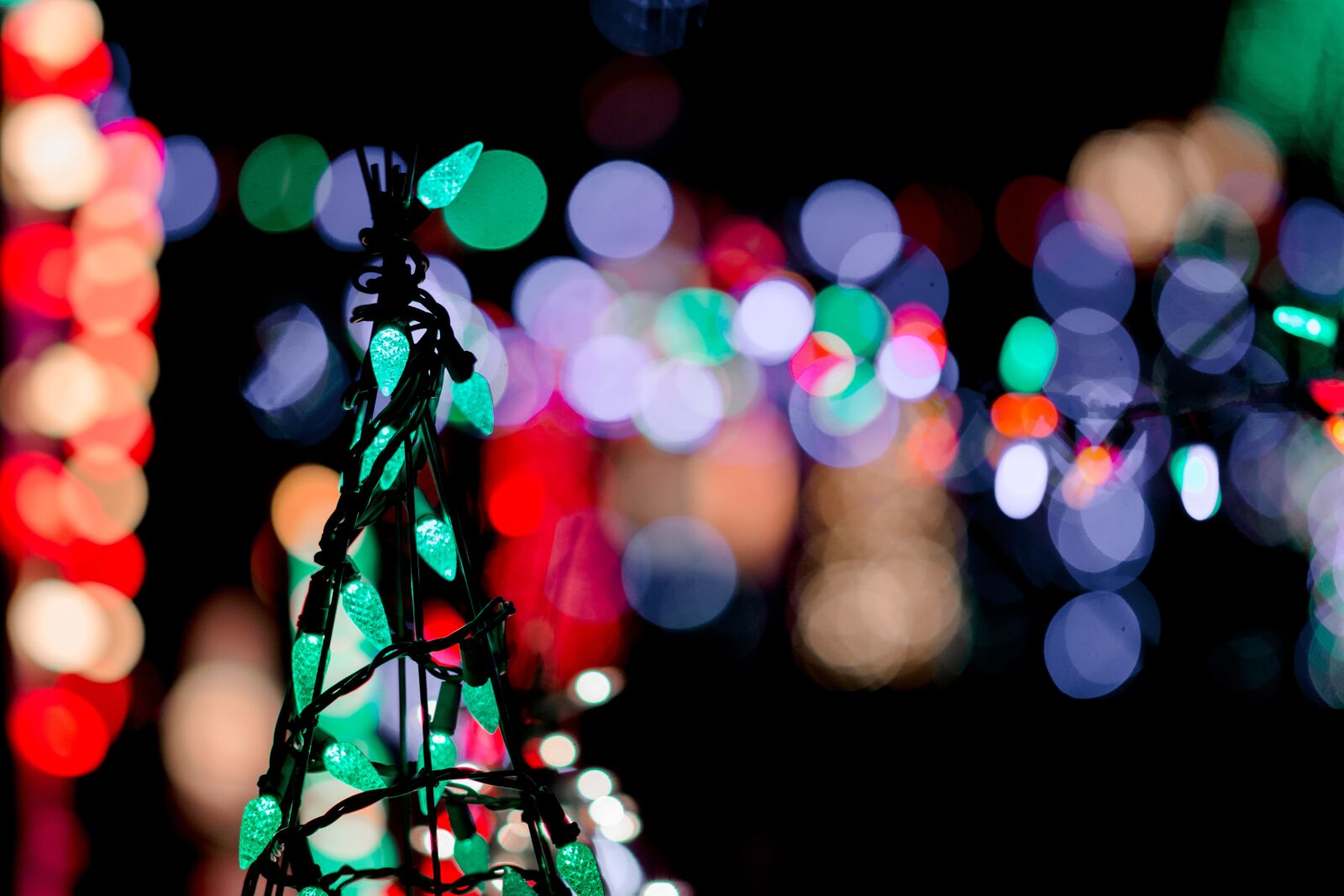 Nikon D7100 sample photo. Christmas, lights, color photography