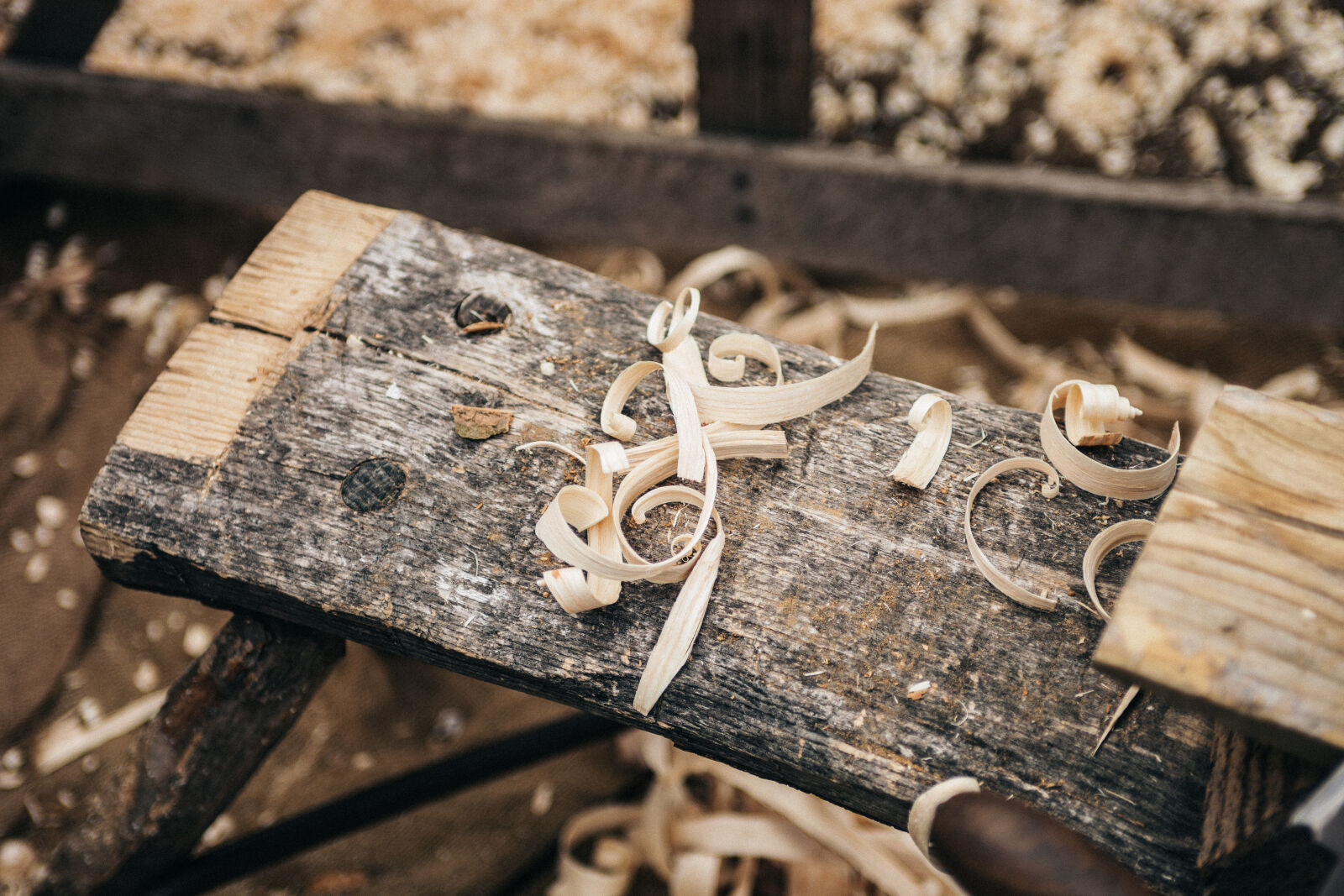 Canon EF 28-70mm f/2.8L USM sample photo. Arts, and, crafts, carpentry photography