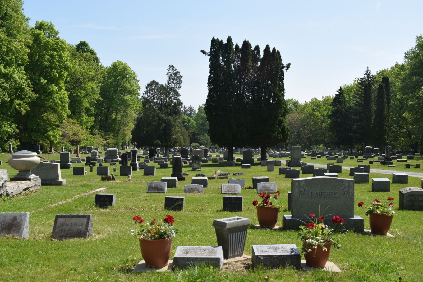 Nikon D3300 sample photo. Catholic, cemetery, headstone photography