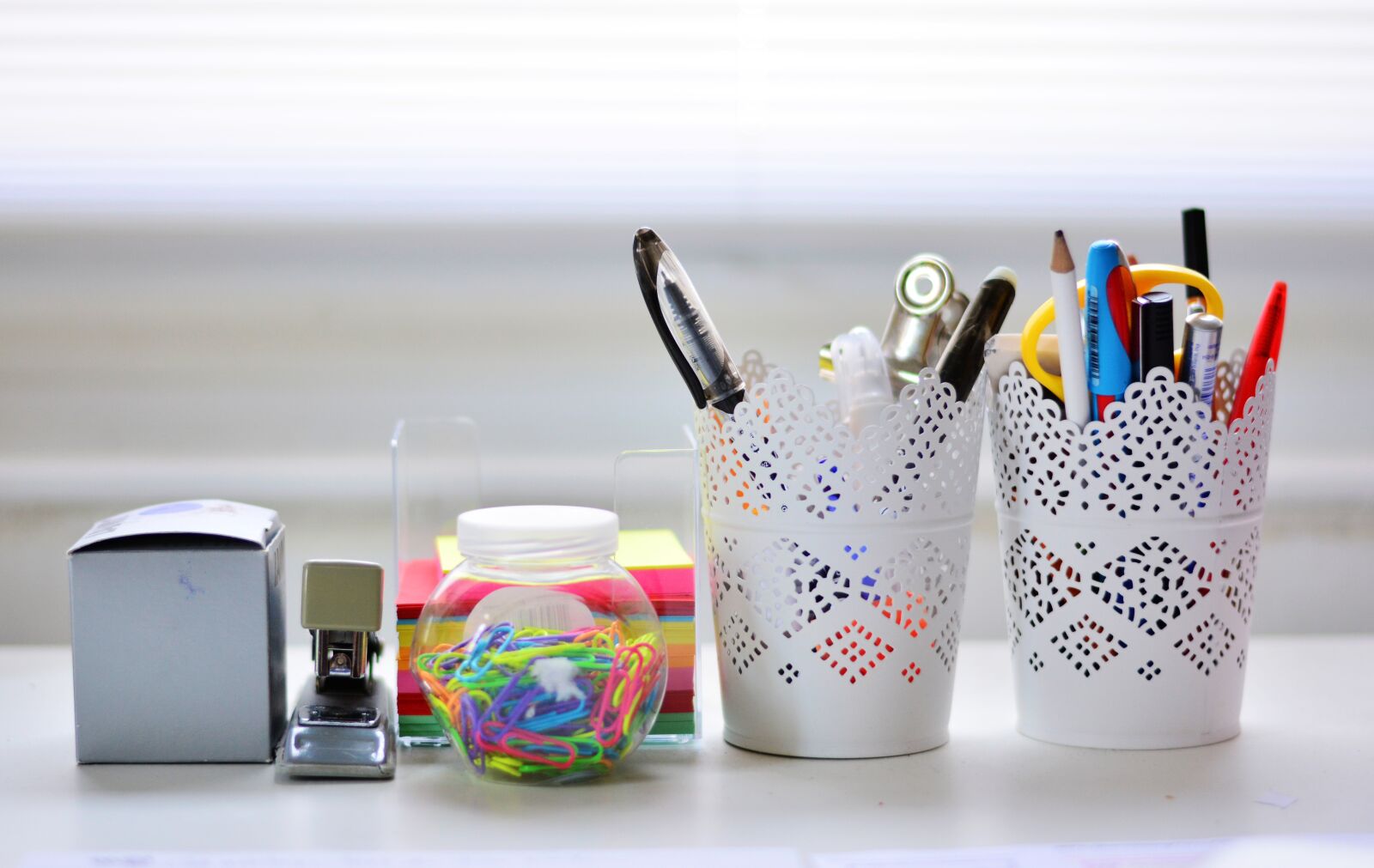 Nikon D5200 sample photo. Desk, writing utensils, desk photography