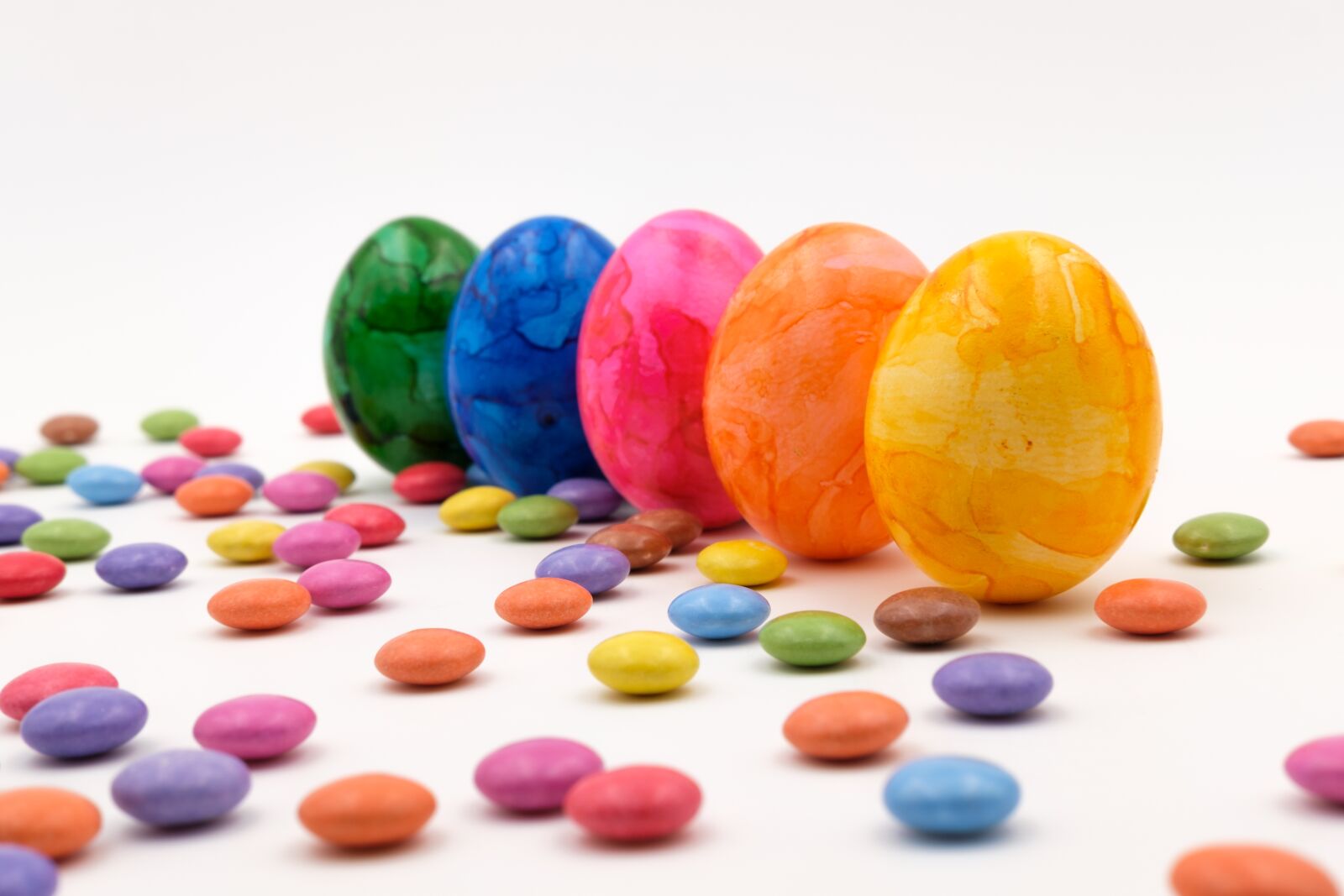 Fujifilm X-T2 + Fujifilm XF 35mm F2 R WR sample photo. Easter eggs, easter, easter photography