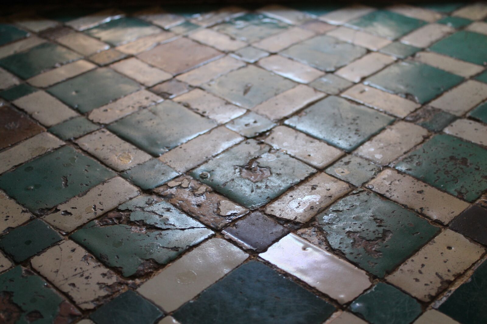 Canon EOS 1100D (EOS Rebel T3 / EOS Kiss X50) sample photo. Tiles, andalusia, seville photography