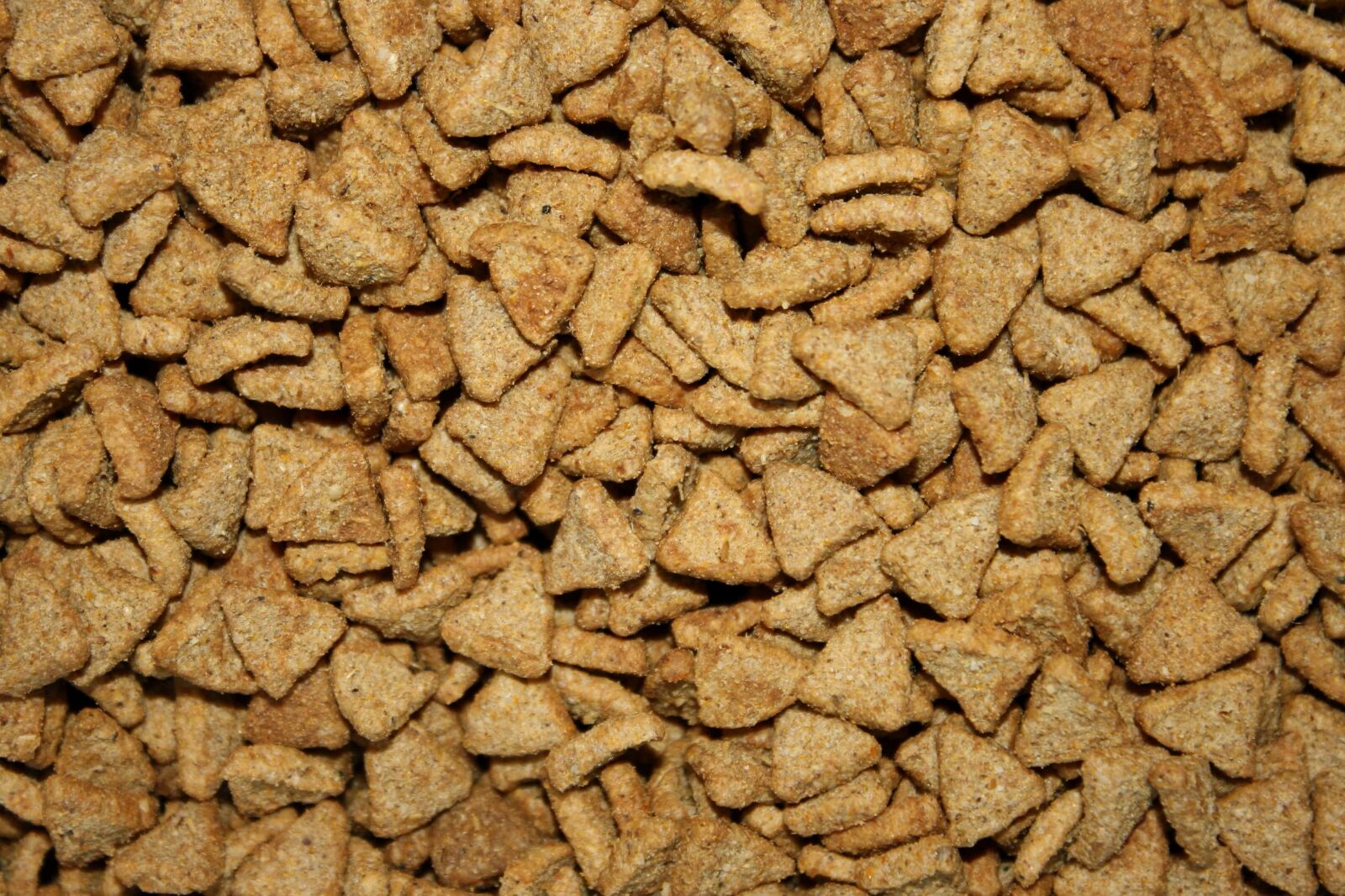 f/3.5-5.6 IS sample photo. Snack, dry, pattern, texture photography