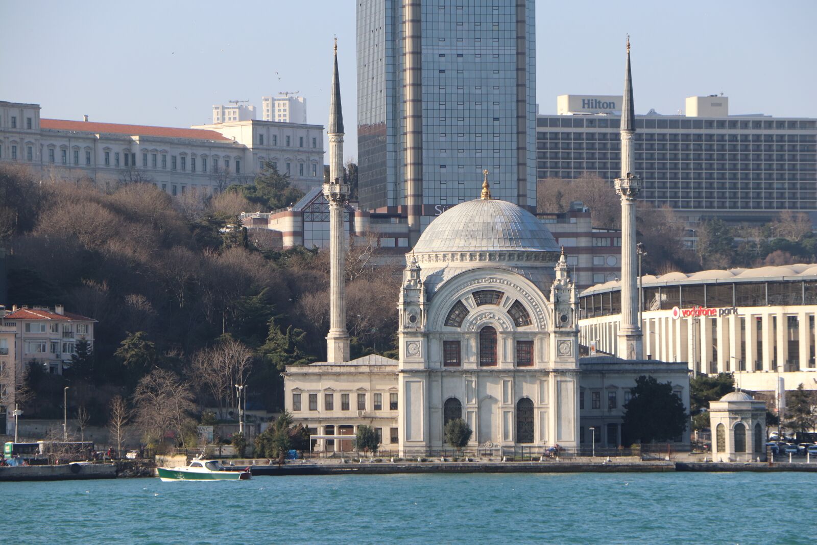 Canon EOS 77D (EOS 9000D / EOS 770D) sample photo. Dolmabahçe, cami, bezmialem photography