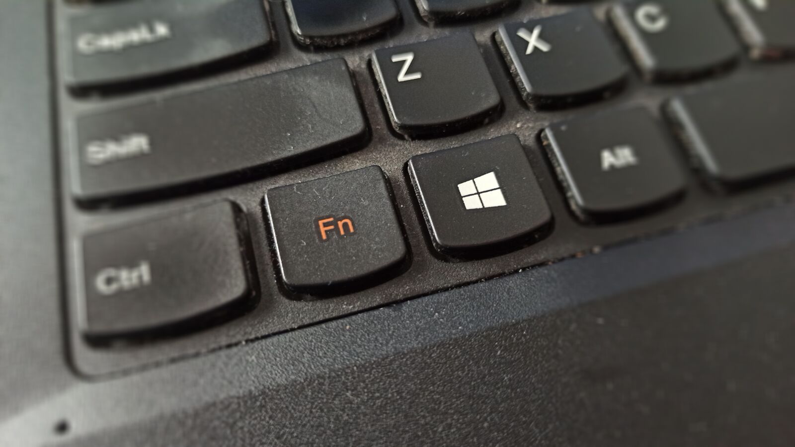 Xiaomi Redmi Note 8 Pro sample photo. Computer, keyboard photography
