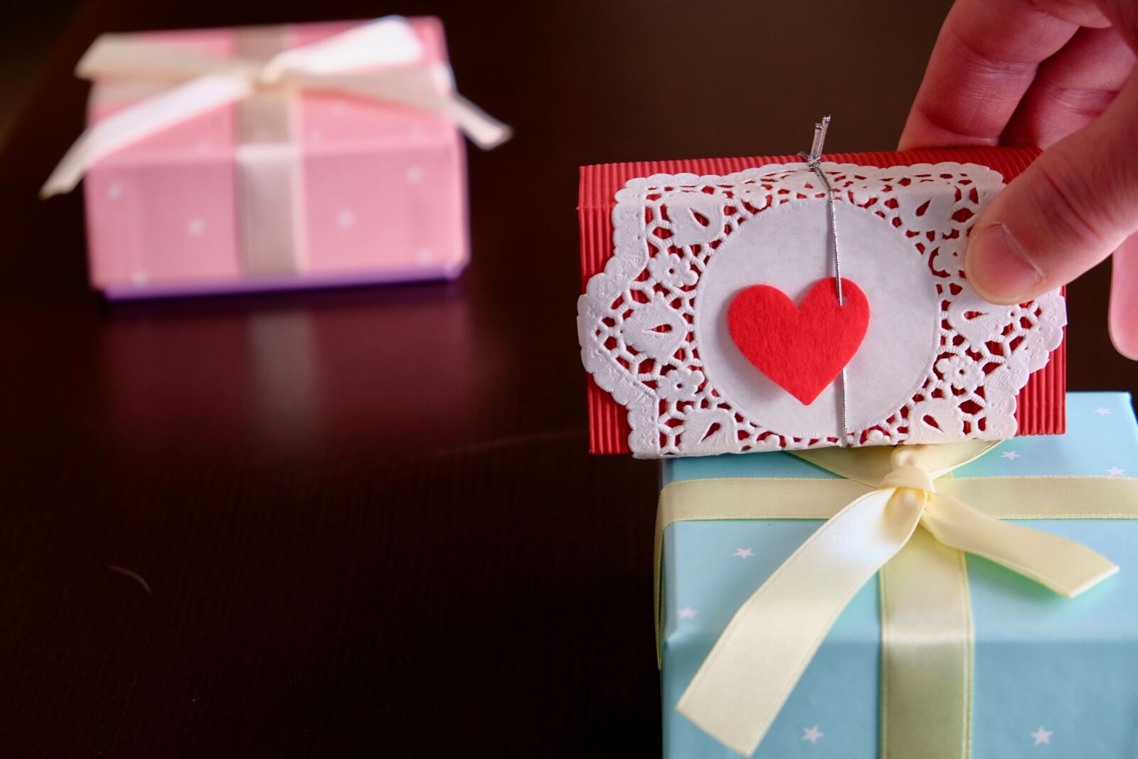 Fujifilm X-T10 sample photo. Gifts, valentine day, boxes photography