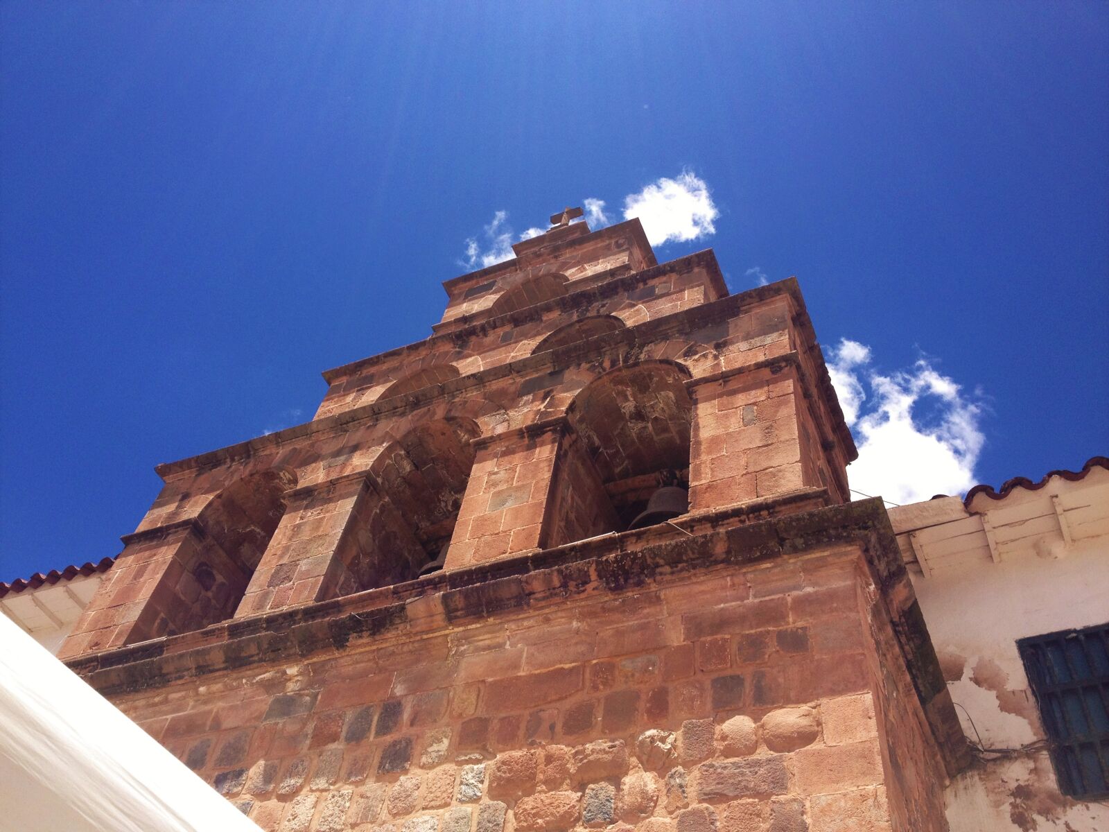 iPhone 4S back camera 4.28mm f/2.4 sample photo. Church, cusco, dark, blue photography
