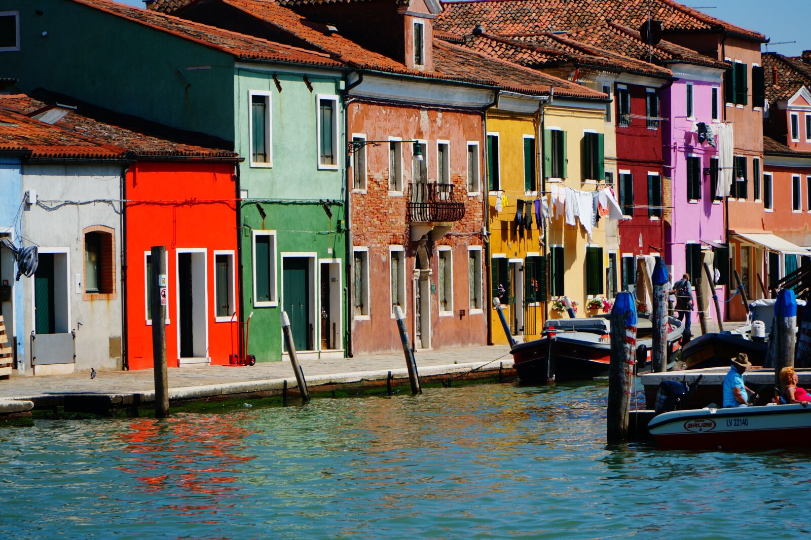 Sony Alpha NEX-6 sample photo. Venice, burano, colorful photography