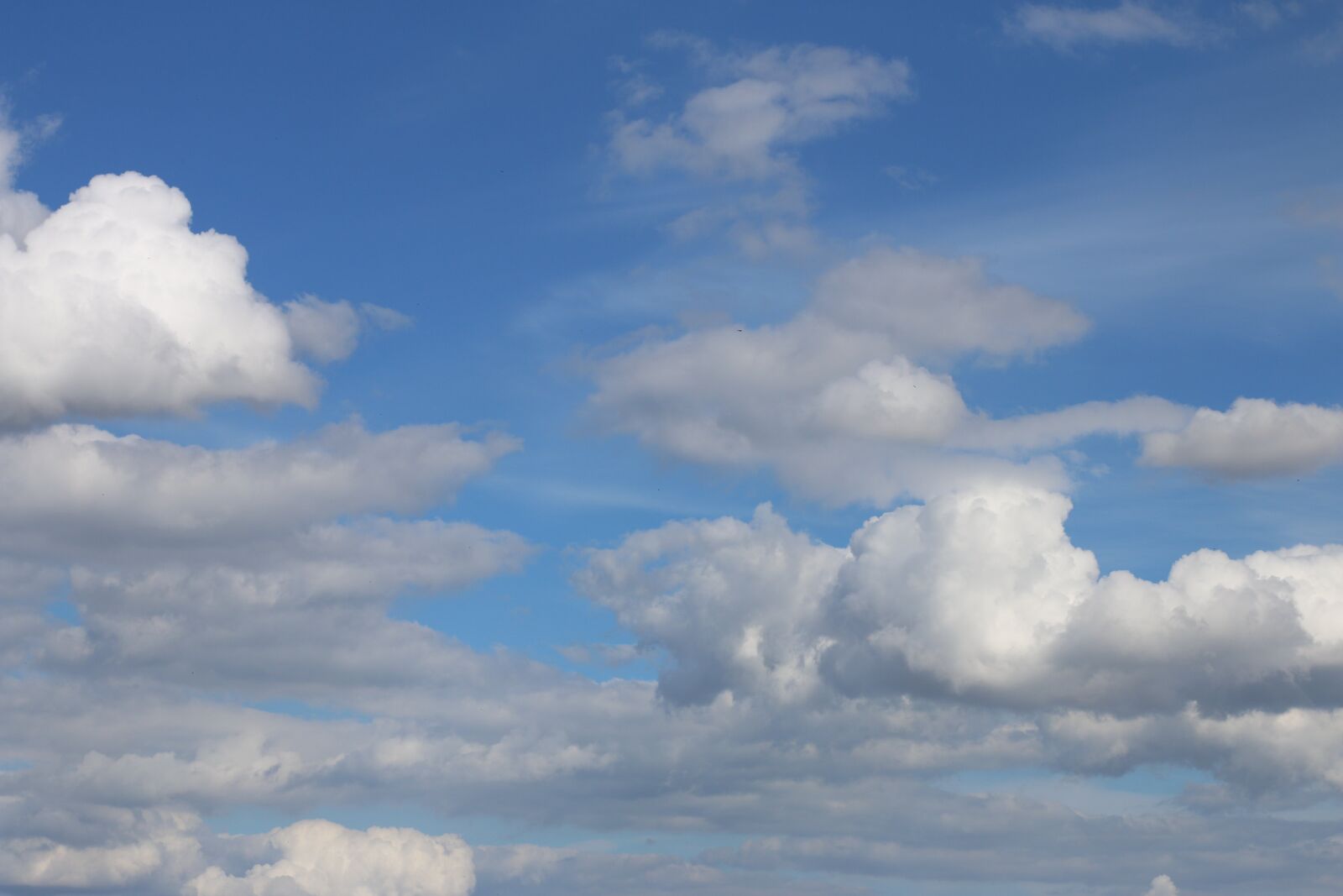 Canon EOS 70D sample photo. Cloudscape, clouds, sky photography