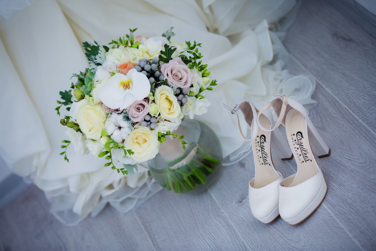 Canon EOS 5D Mark III sample photo. Wedding, flower, celebration photography