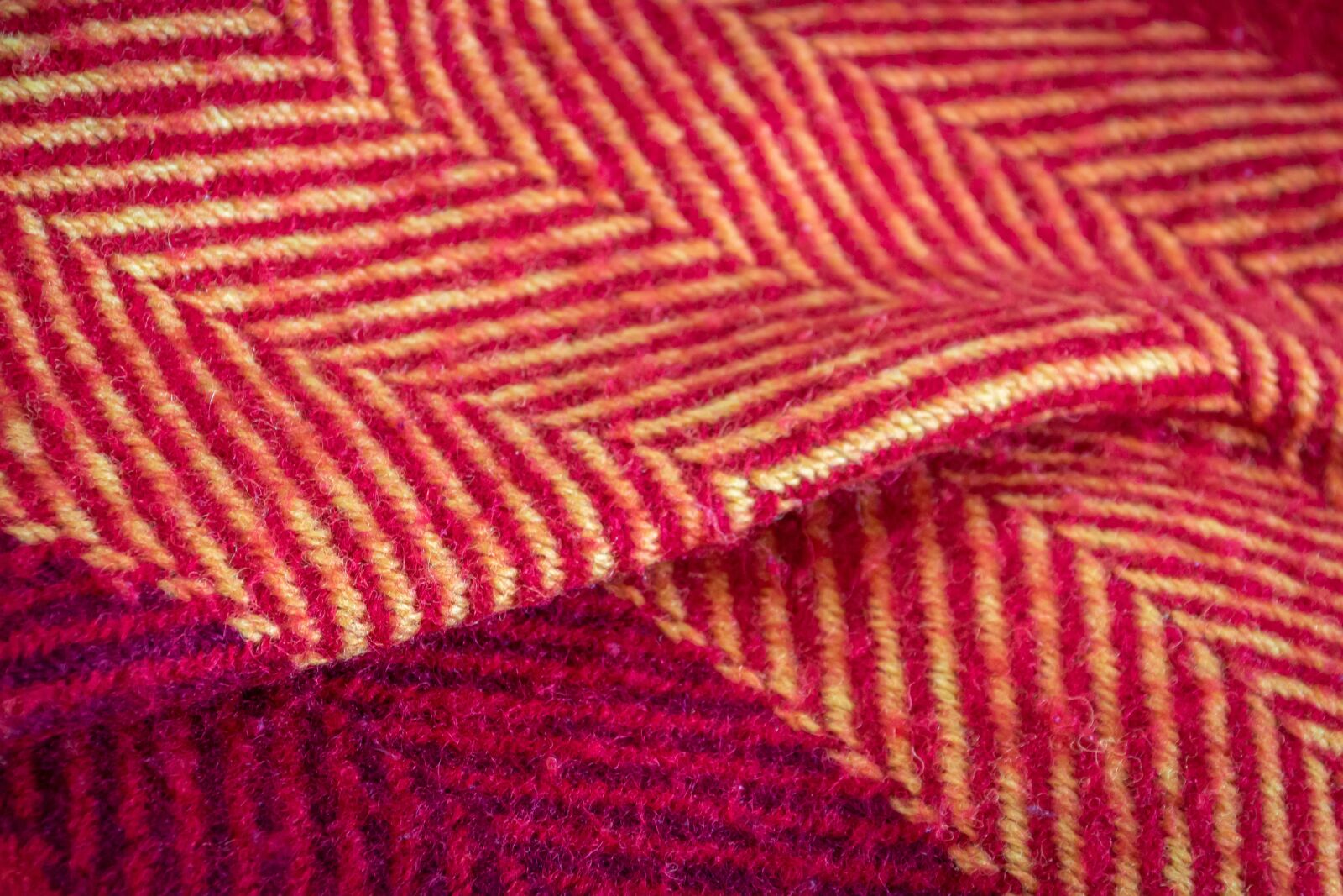 Canon EOS 650D (EOS Rebel T4i / EOS Kiss X6i) sample photo. Blanket, pattern, texture photography