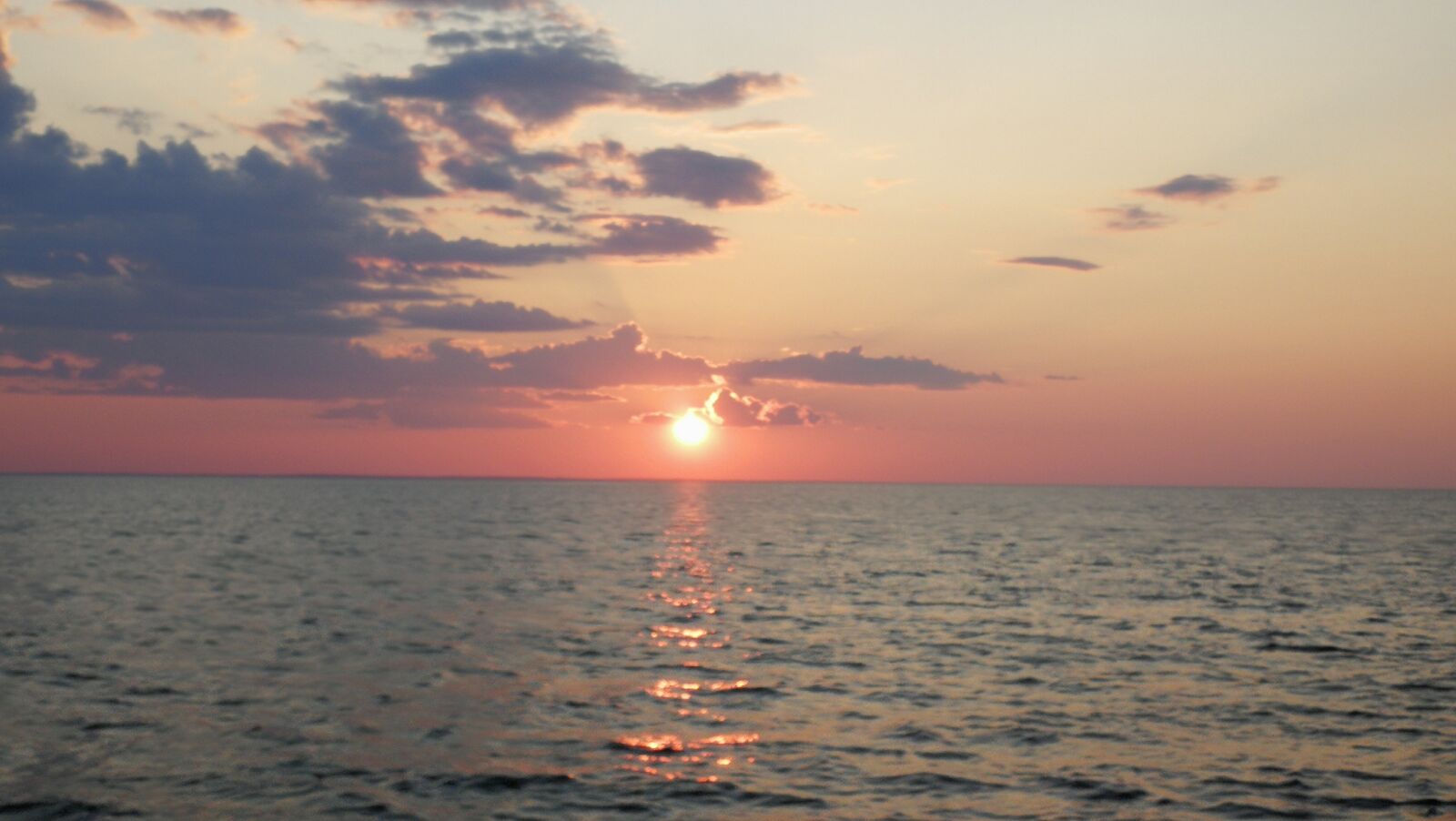 HUAWEI P10 sample photo. Sunset, water, sky photography