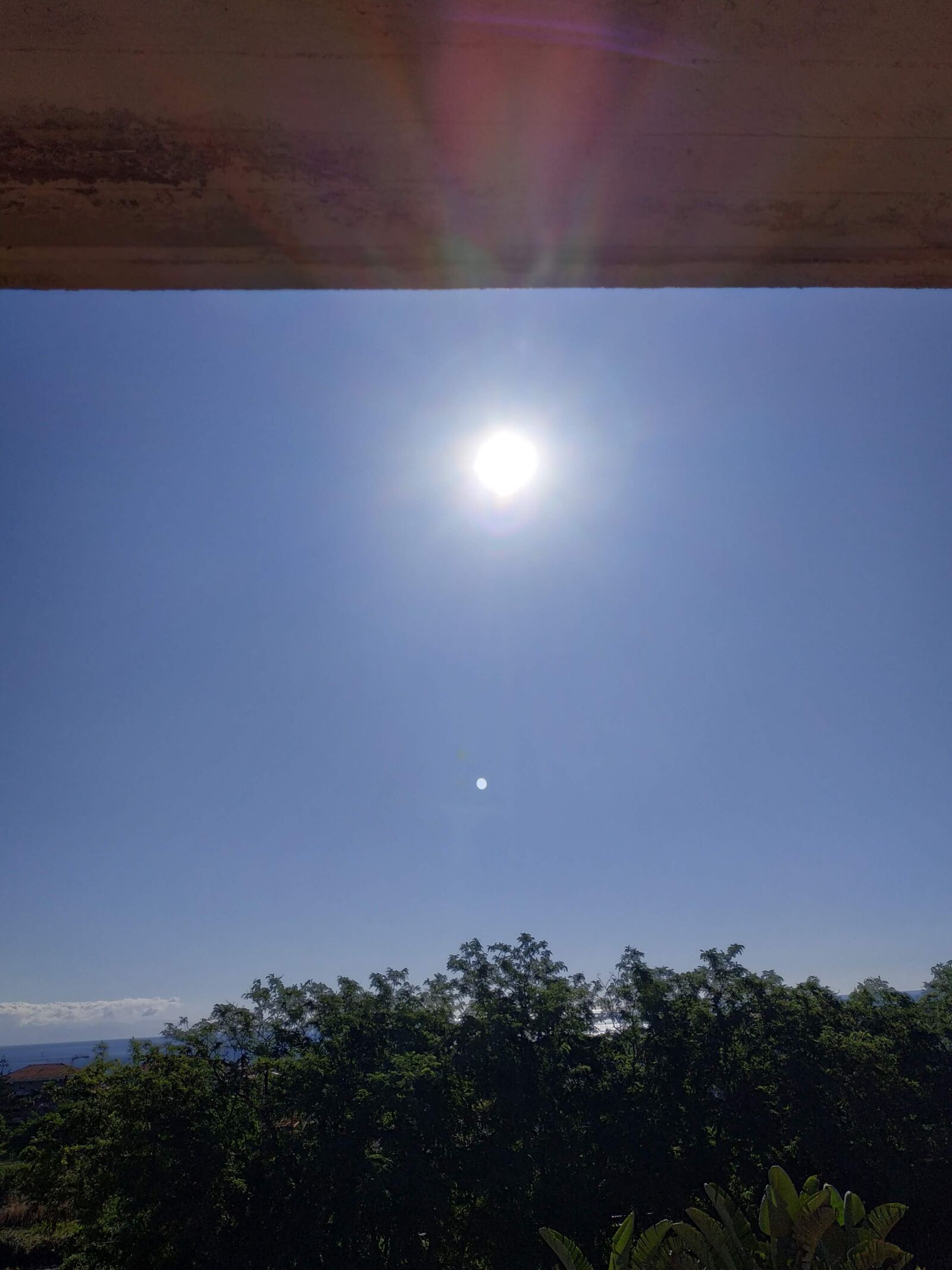 Xiaomi Redmi Note 5 sample photo. Sun, moon, sea photography