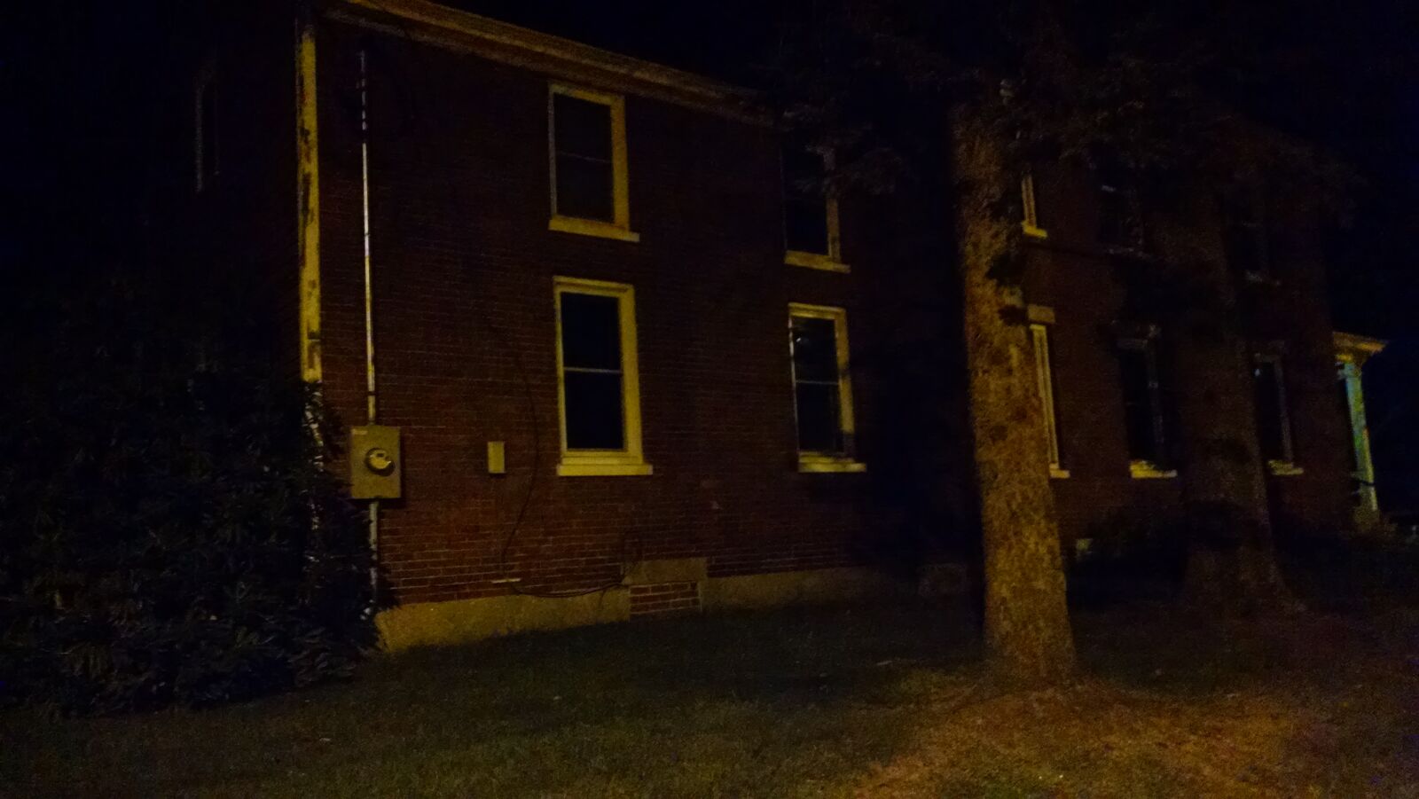 Motorola Moto X (1st Gen) sample photo. Dark, house, night, ominous photography