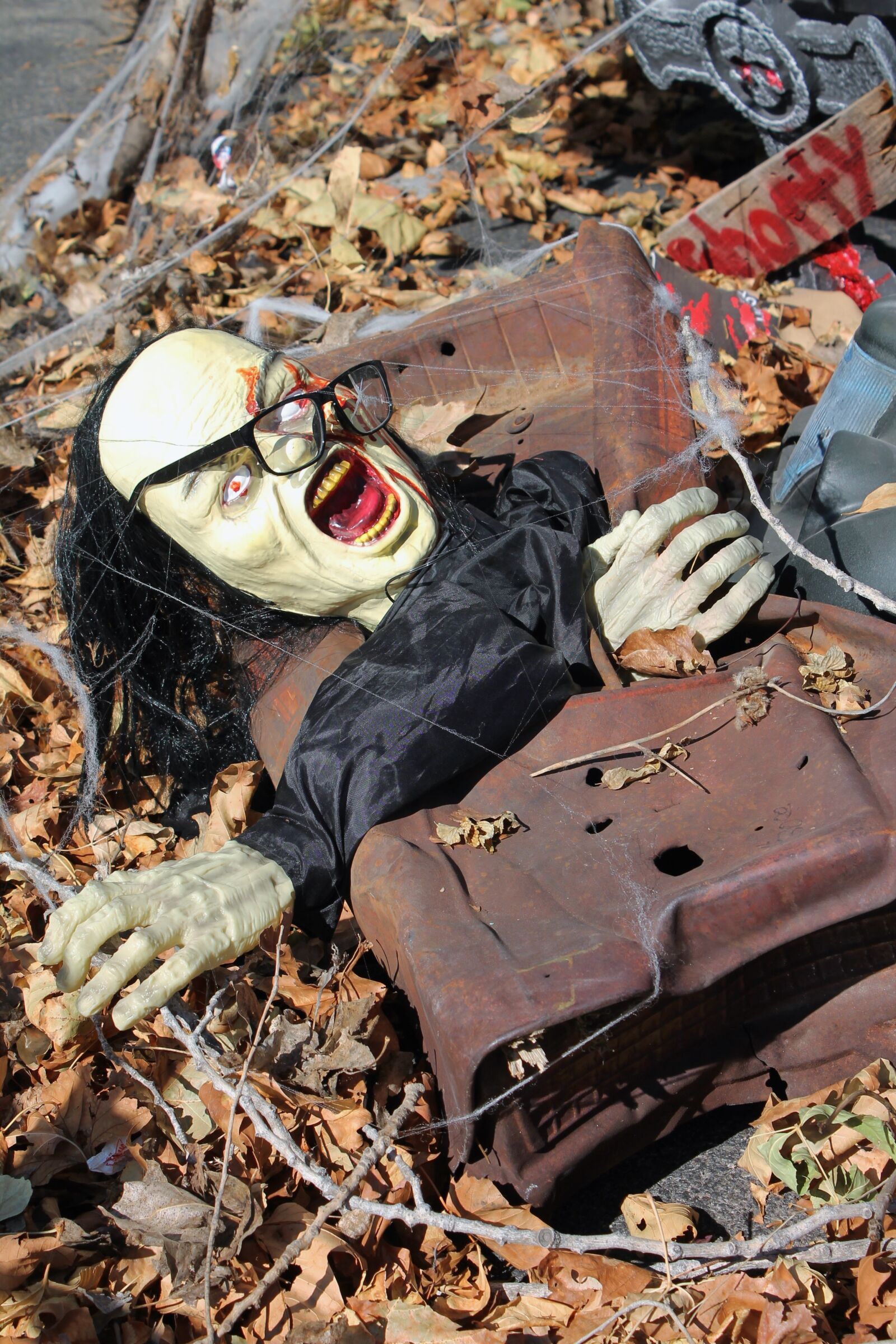 Canon EOS 1100D (EOS Rebel T3 / EOS Kiss X50) sample photo. Halloween, scary, fear photography
