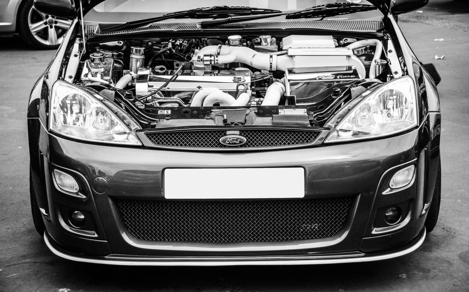 Canon EF-S 18-200mm F3.5-5.6 IS sample photo. Ford focus rs, mk1 photography