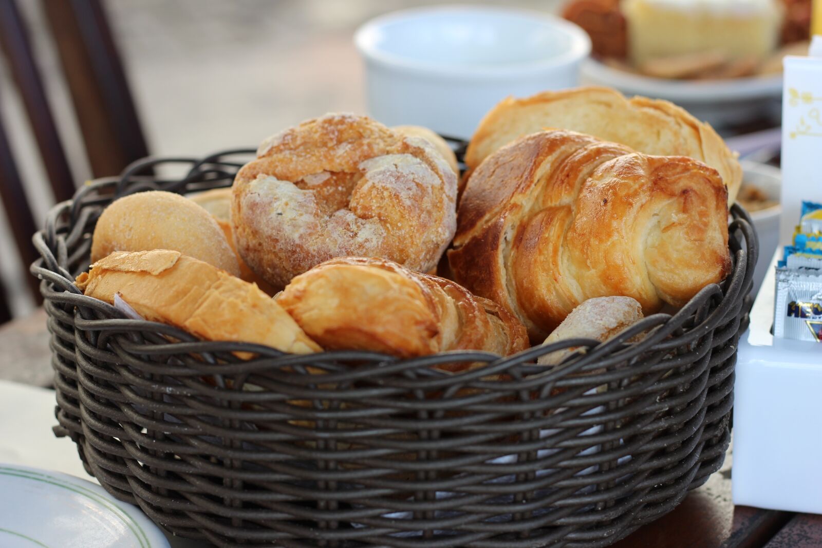 Canon EOS 700D (EOS Rebel T5i / EOS Kiss X7i) sample photo. Bread, food, coffee photography