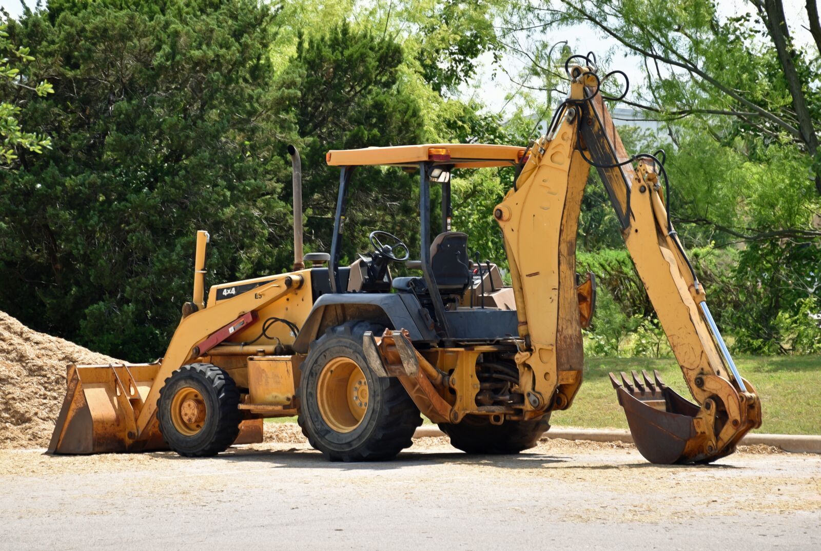Nikon D5500 sample photo. Loader, equipment, construction photography