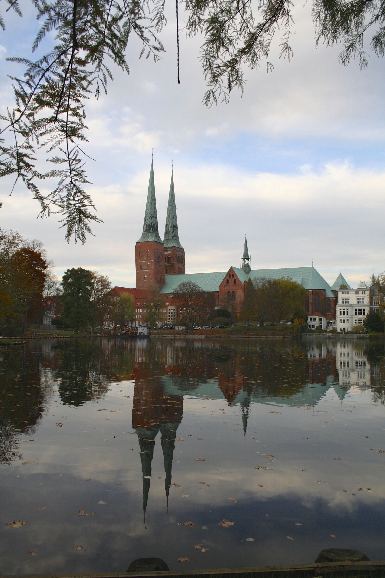 Canon EOS 350D (EOS Digital Rebel XT / EOS Kiss Digital N) sample photo. Lübeck, germany, architecture photography