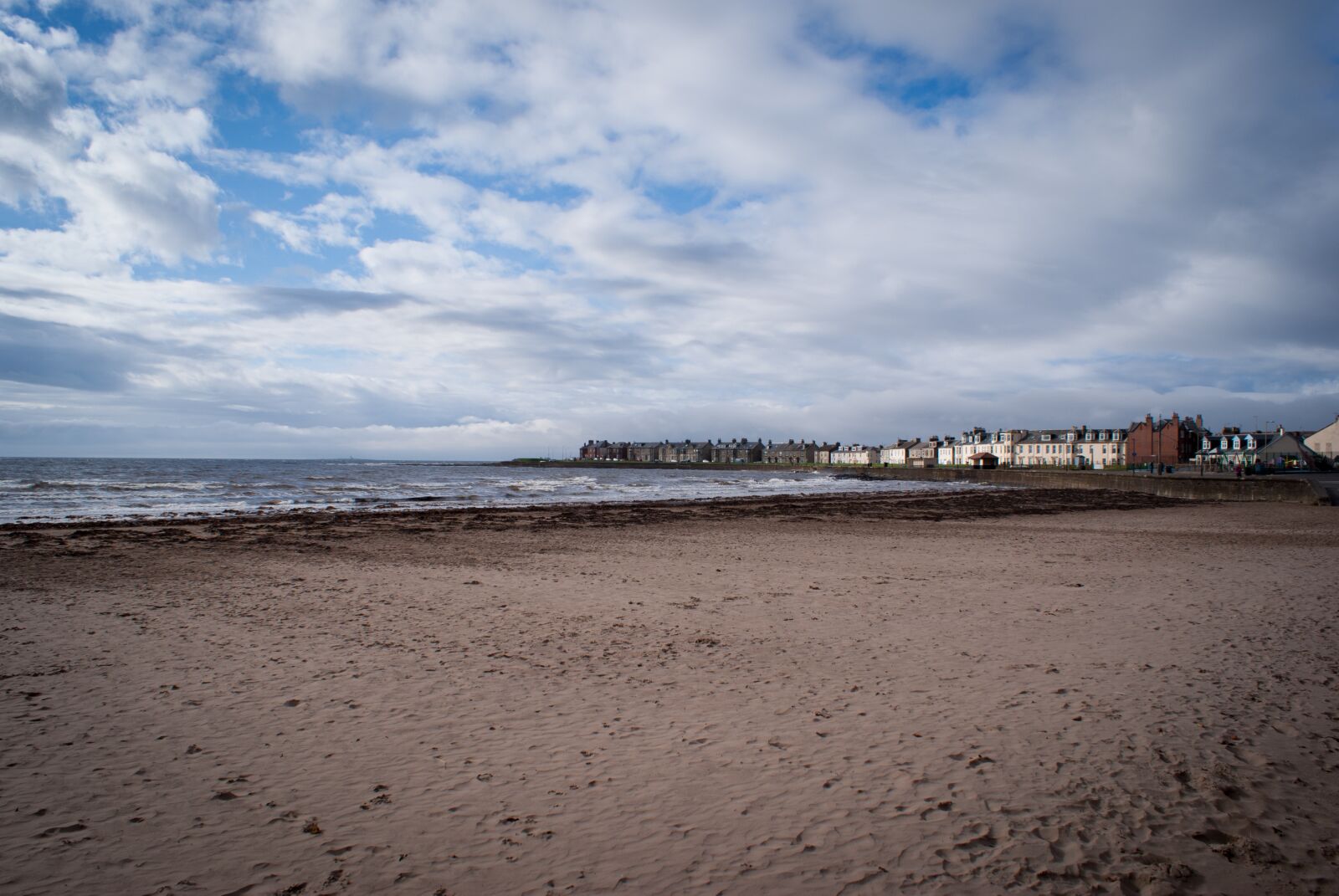 Sony Alpha DSLR-A300 sample photo. Town, shore, landscape photography