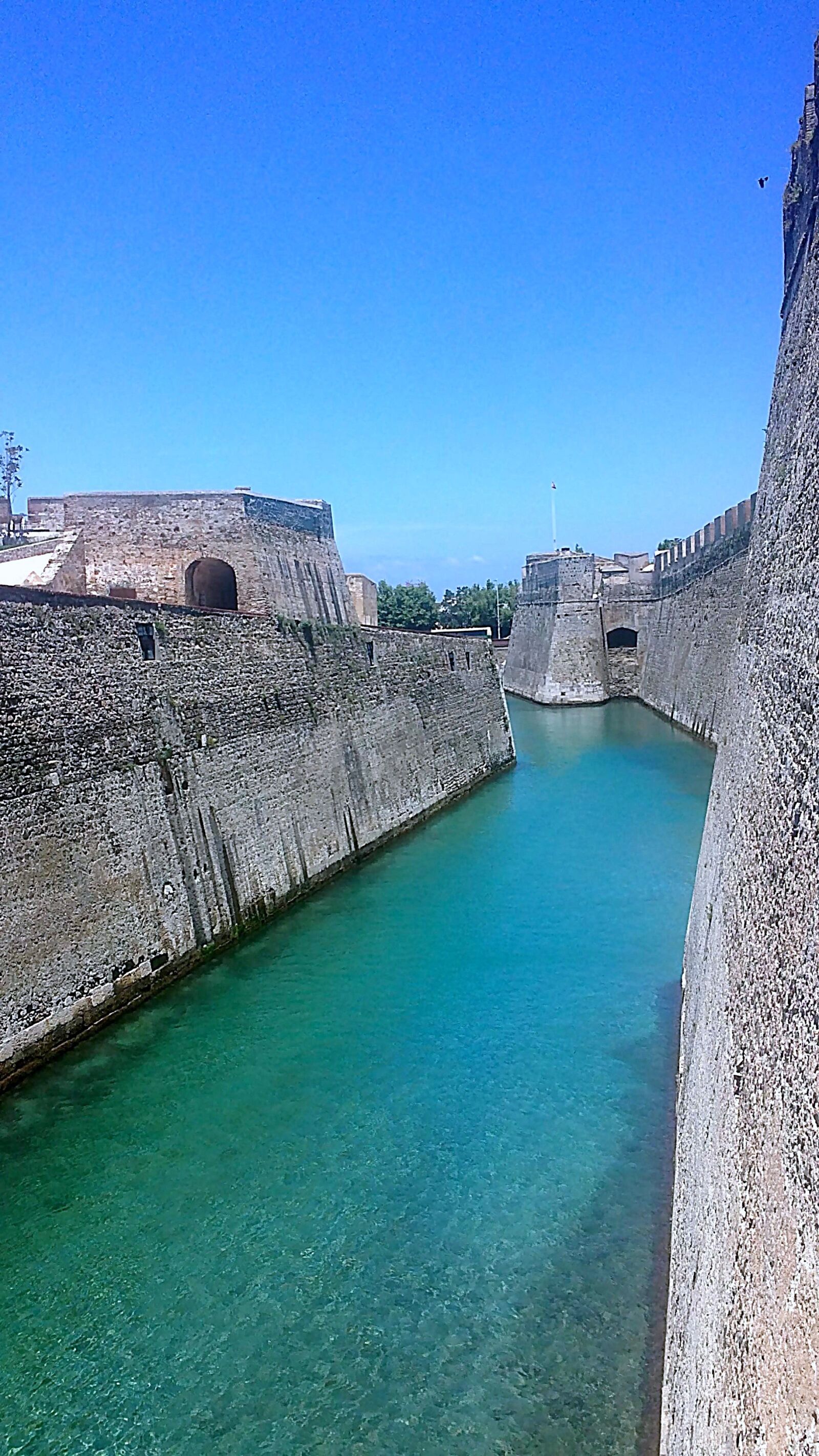 Sony Ericsson U5i sample photo. Ceuta, pit, citadel photography