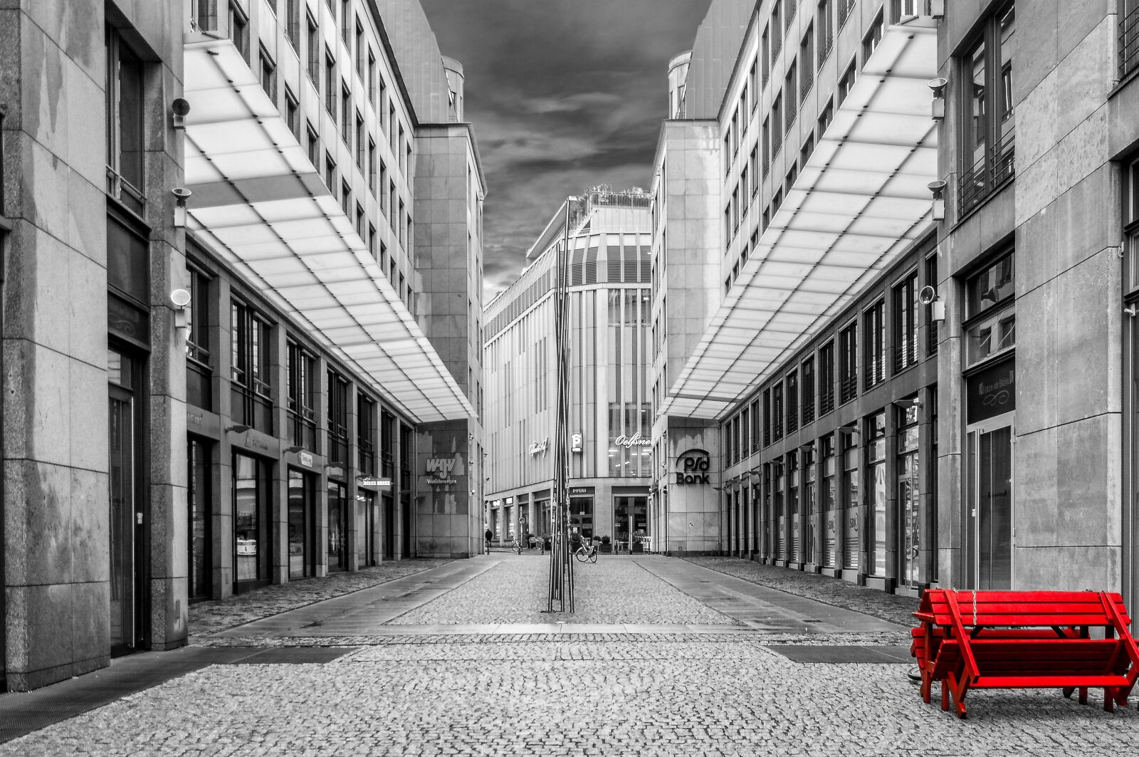 Nikon D3200 sample photo. Leipzig br hl, red photography