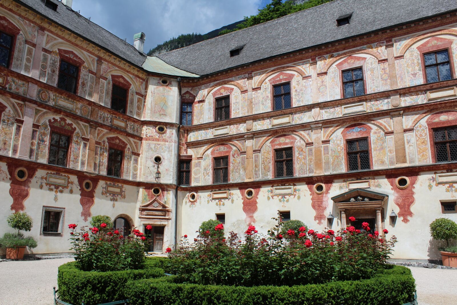 Canon EOS 1200D (EOS Rebel T5 / EOS Kiss X70 / EOS Hi) sample photo. Building, house, castle photography