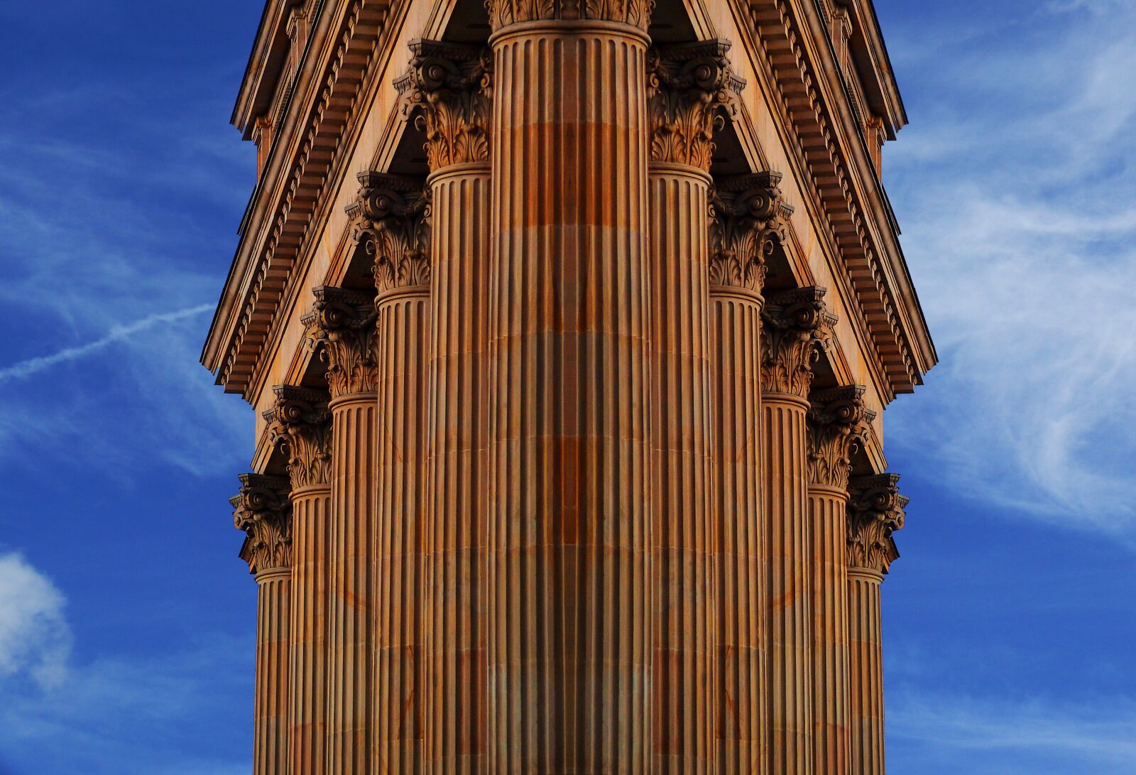Panasonic Lumix DMC-LX10 (Lumix DMC-LX15) sample photo. Arcade, columnar, architecture photography