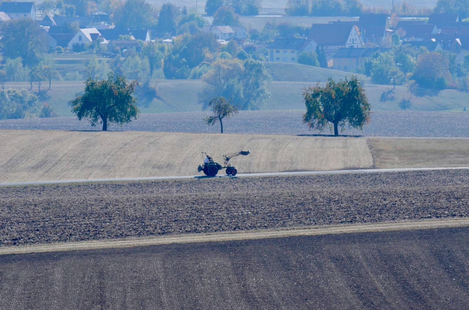 Nikon D5100 sample photo. Bauer, farmer, tractor photography