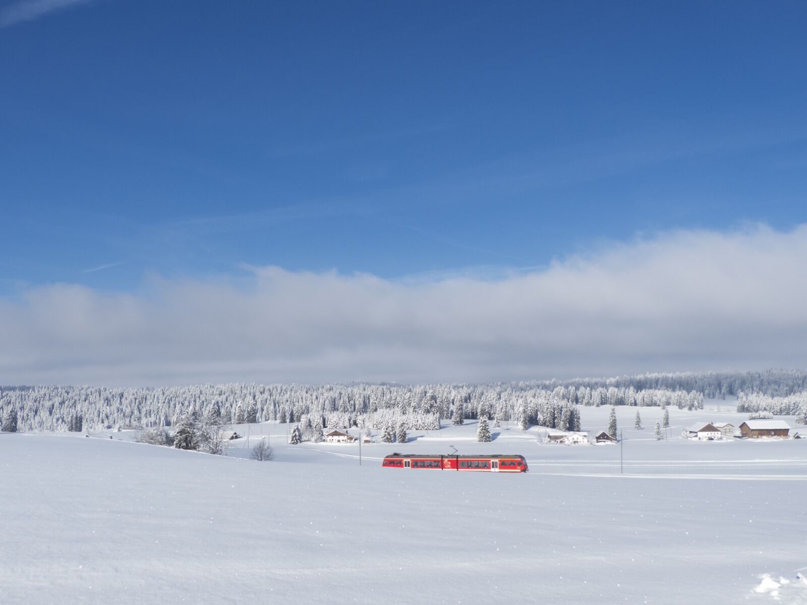 Panasonic Lumix DMC-FZ150 sample photo. Snow, landscape, switzerland photography