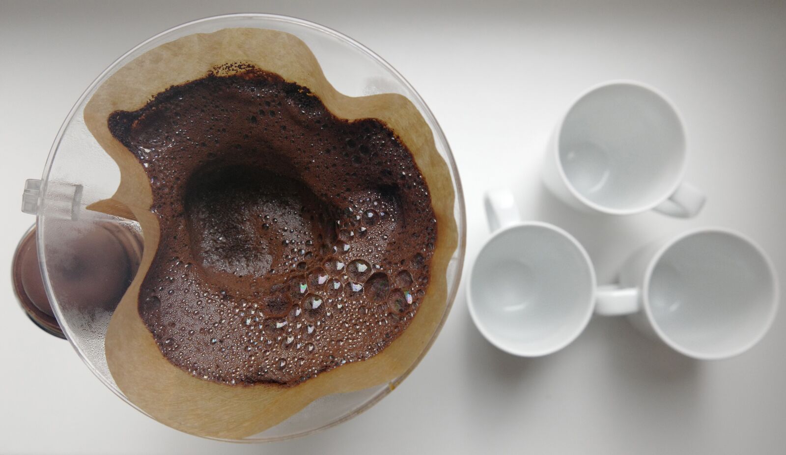 Vario-Elmar TL 1:3.5-5.6 / 18-56 ASPH. sample photo. Filter coffee, filter, coffee photography