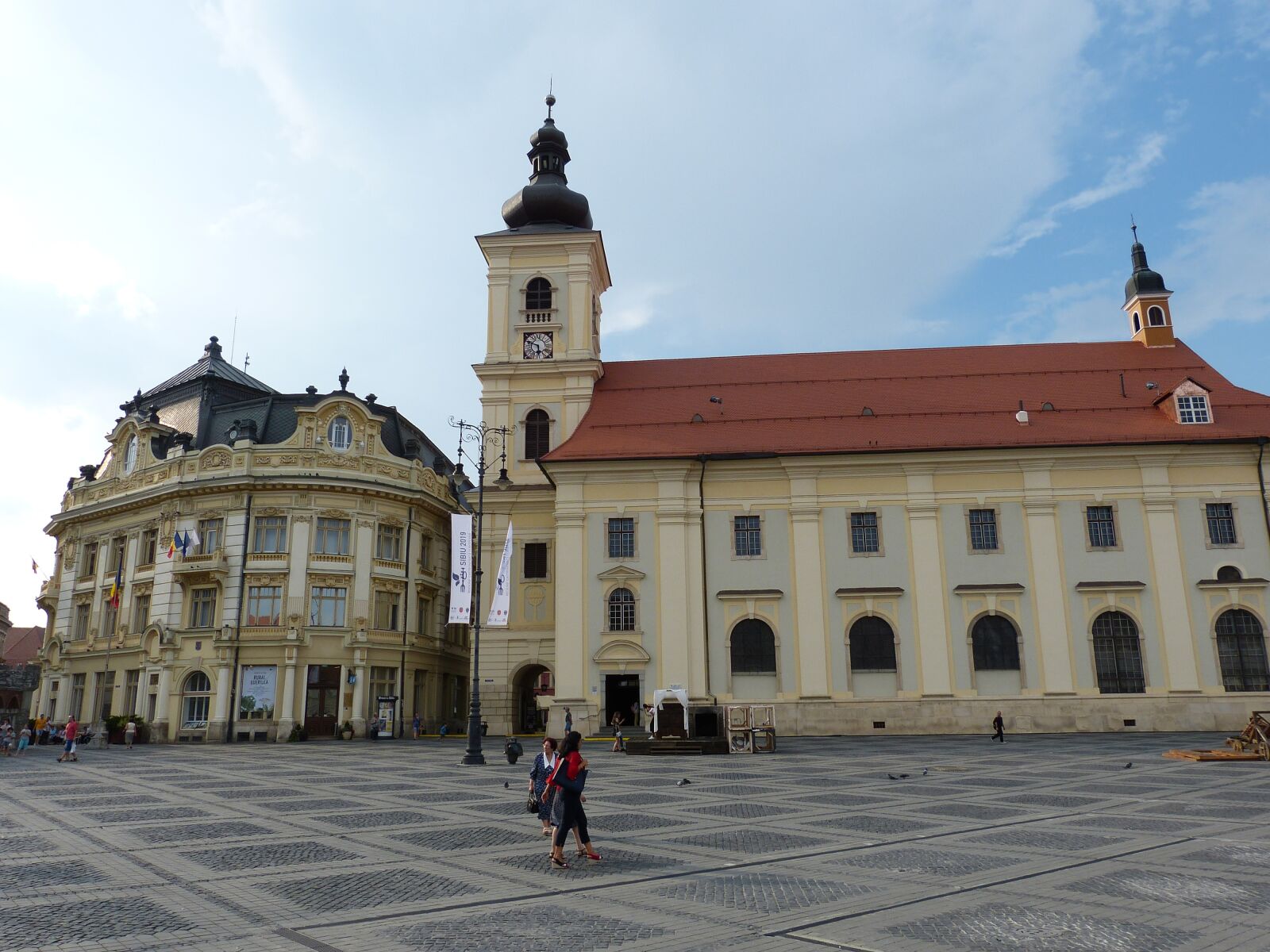 Panasonic Lumix DMC-FZ150 sample photo. Sibiu, romania, transylvania photography