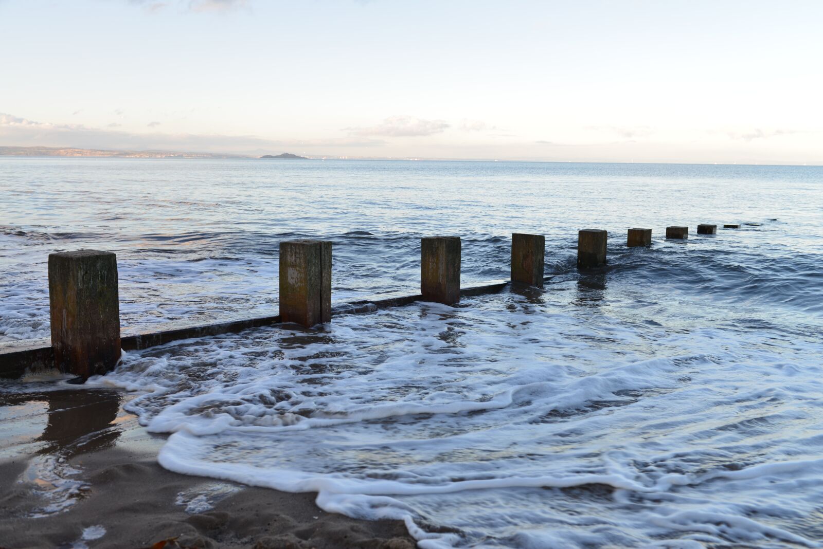 Nikon D800 sample photo. Stepping stone, the tide photography